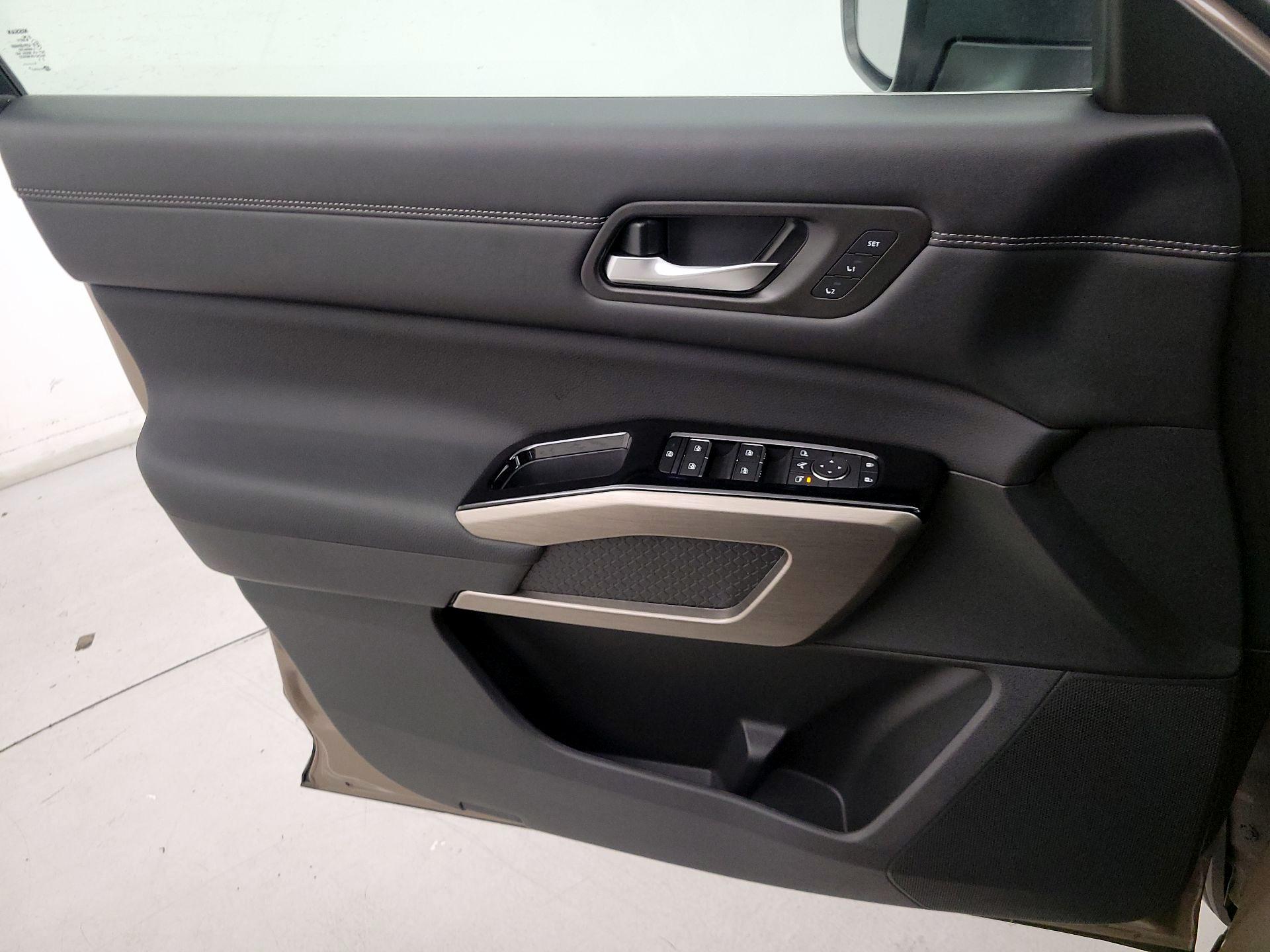 Thumbnail: 2024 Nissan Pathfinder - 12