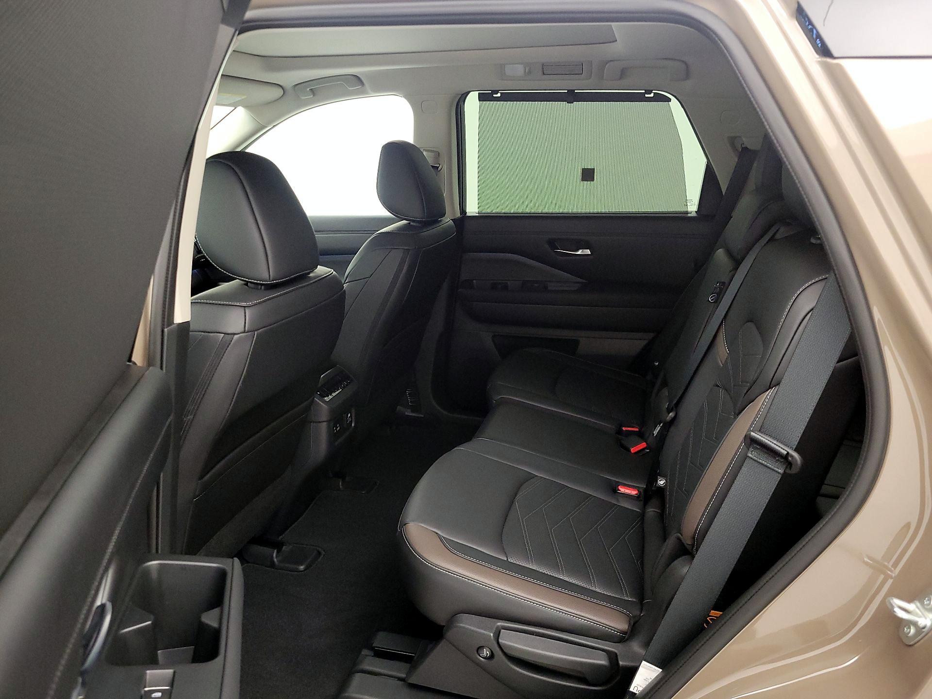 Thumbnail: 2024 Nissan Pathfinder - 20