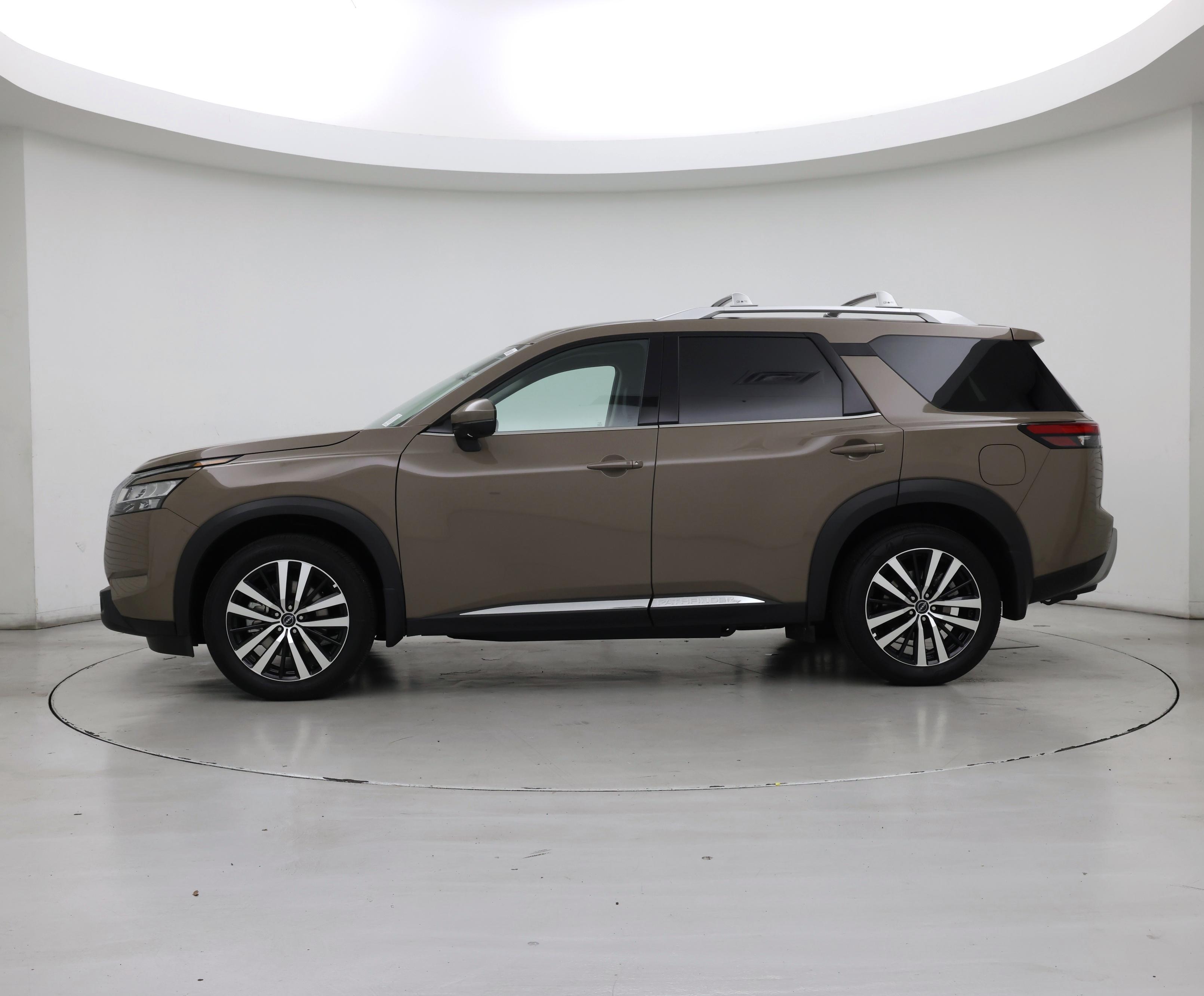 Thumbnail: 2024 Nissan Pathfinder - 3