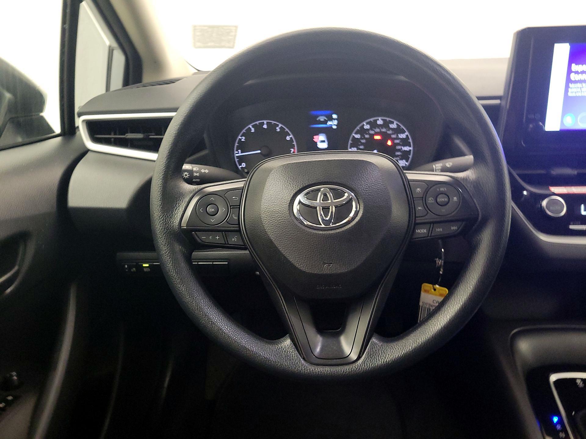 Thumbnail: 2025 Toyota Corolla - 10