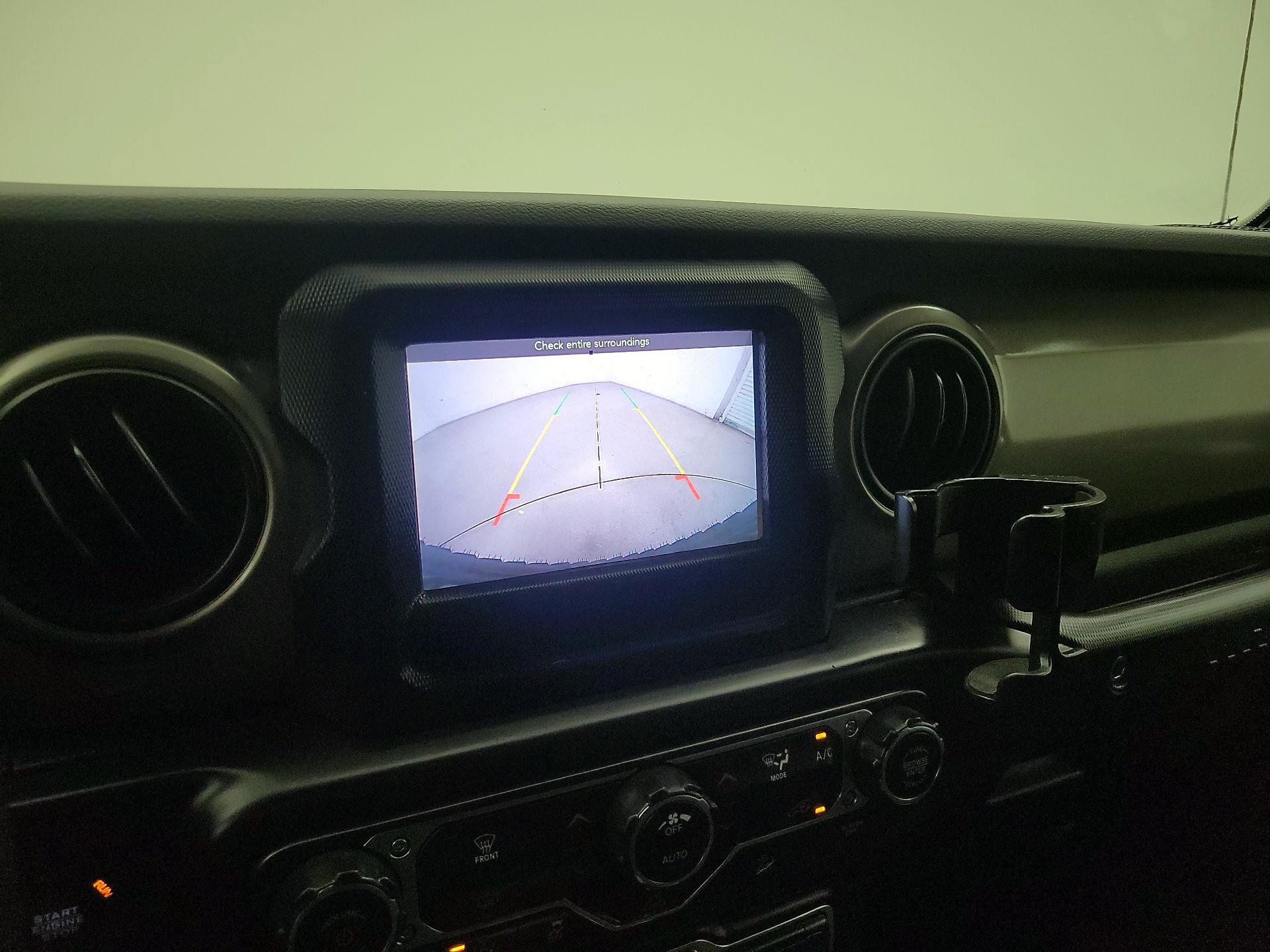 Thumbnail: 2018 Jeep Wrangler - 14