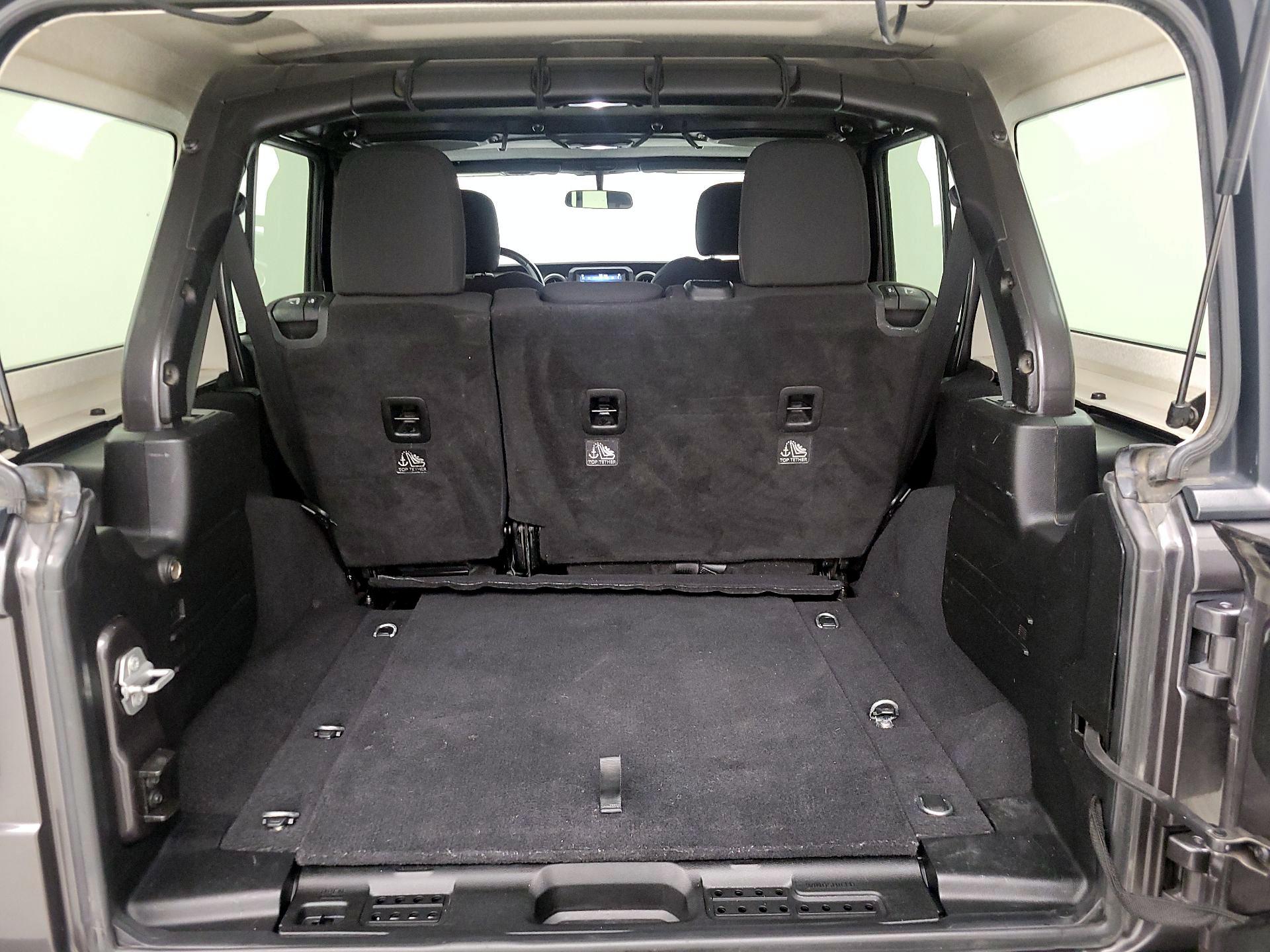 Thumbnail: 2018 Jeep Wrangler - 20