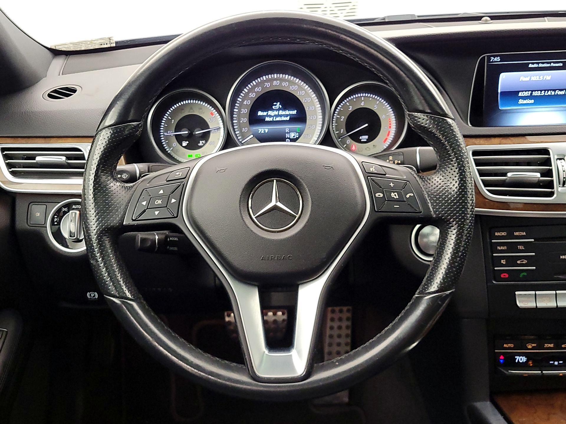Thumbnail: 2016 Mercedes-Benz E-Class - 10