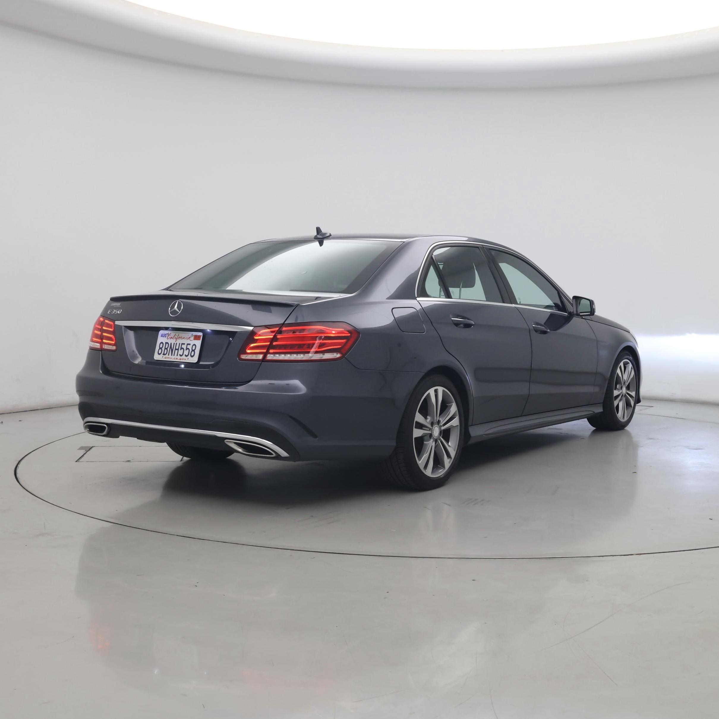 Thumbnail: 2016 Mercedes-Benz E-Class - 8