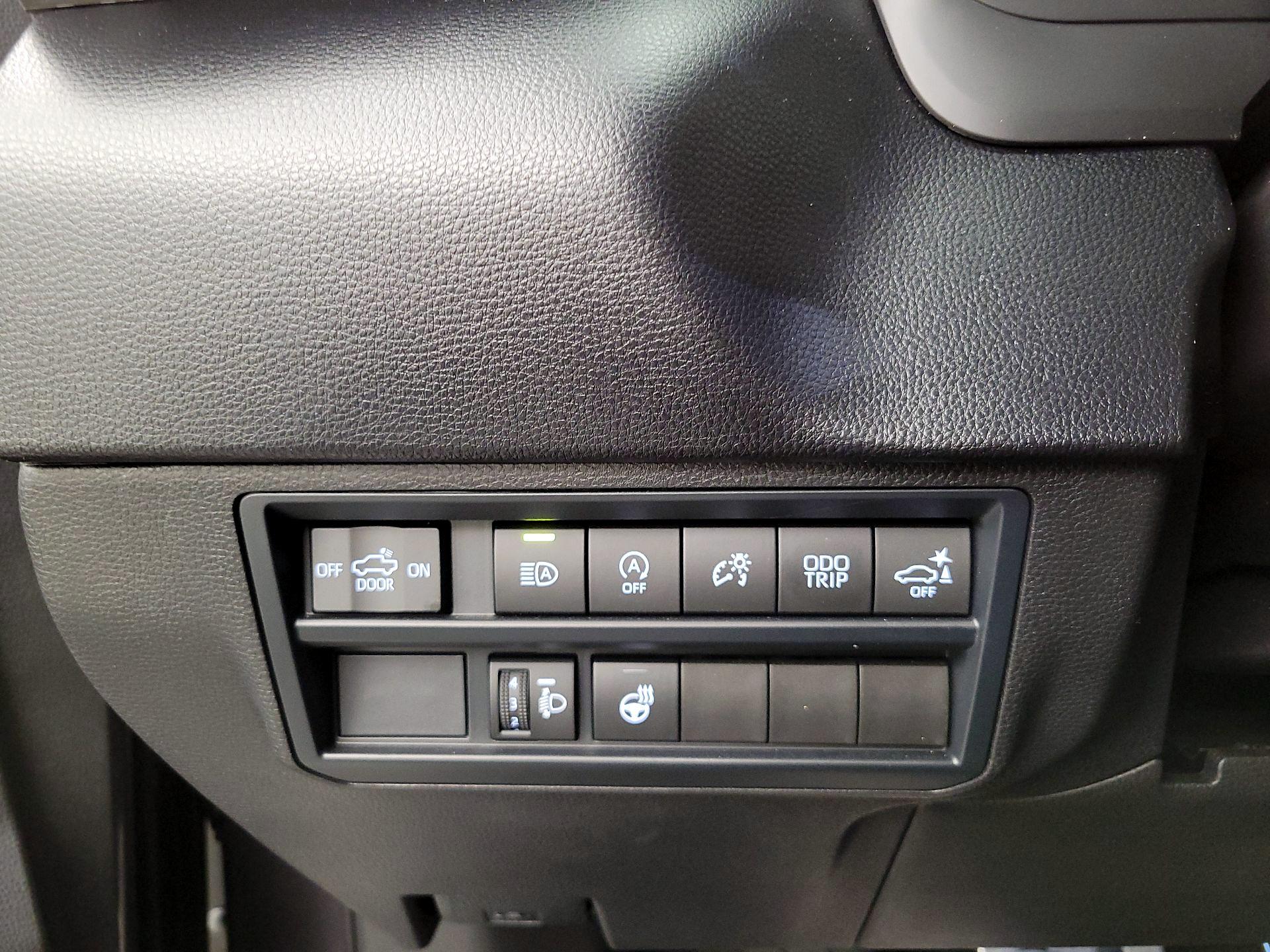 Thumbnail: 2025 Toyota Tundra - 13