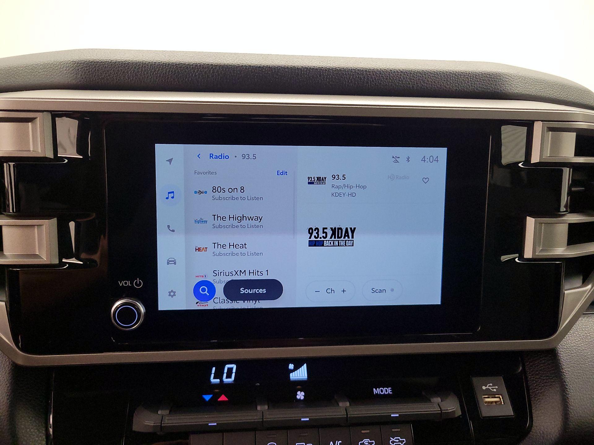 Thumbnail: 2025 Toyota Tundra - 15