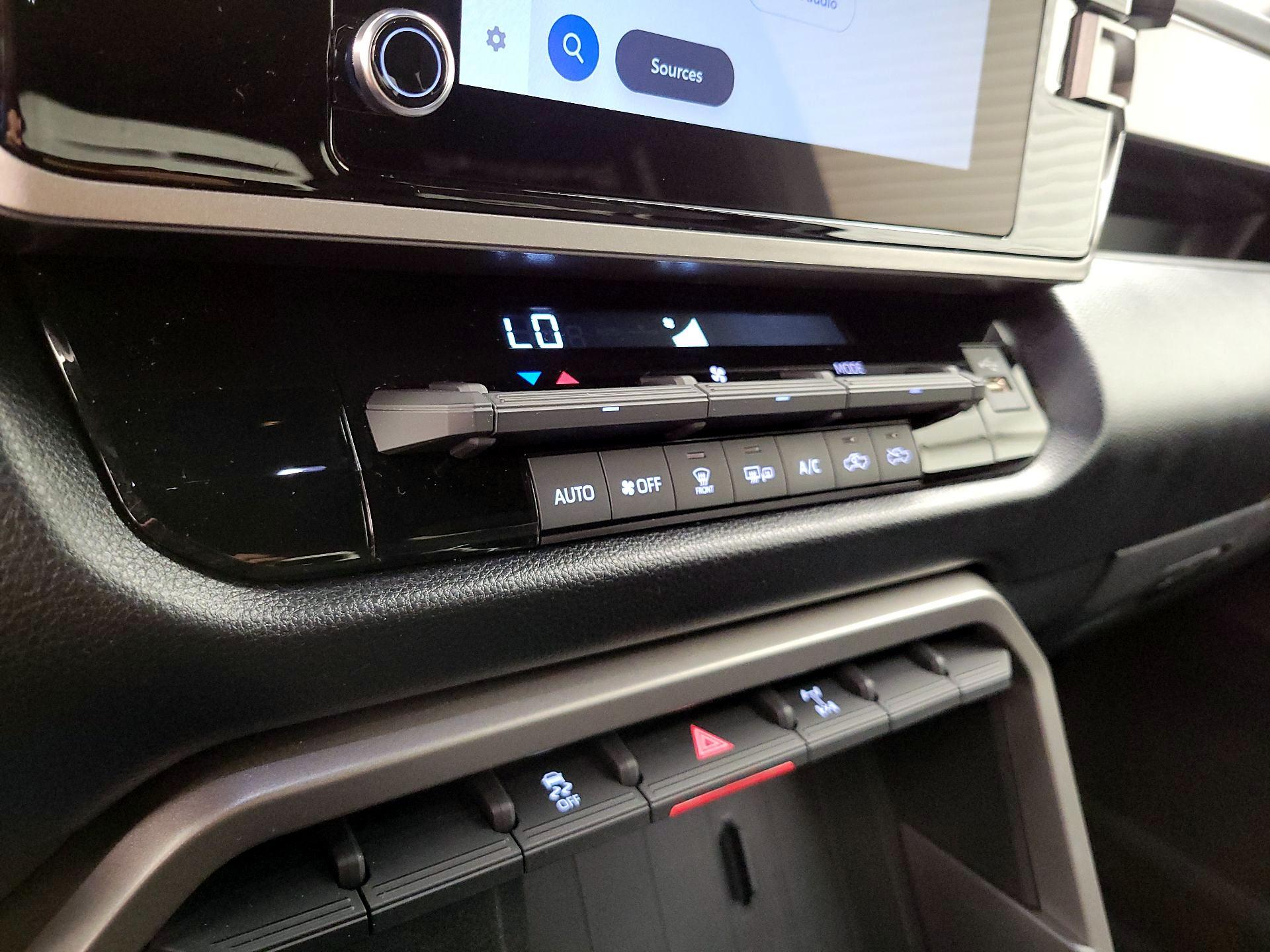 Thumbnail: 2025 Toyota Tundra - 16