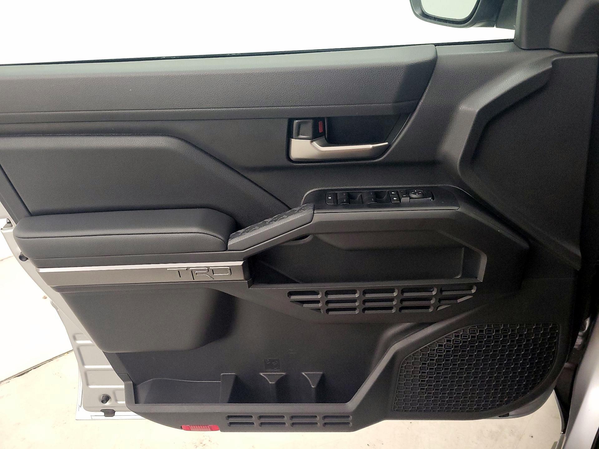 Thumbnail: 2025 Toyota Tacoma - 12