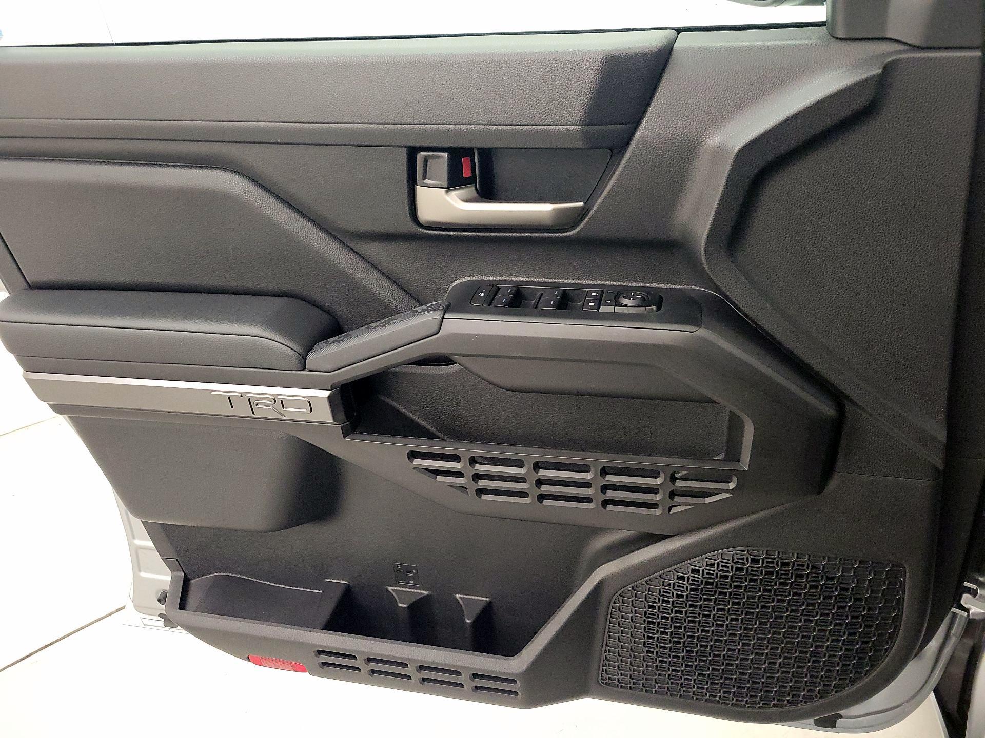 Thumbnail: 2025 Toyota Tacoma - 12