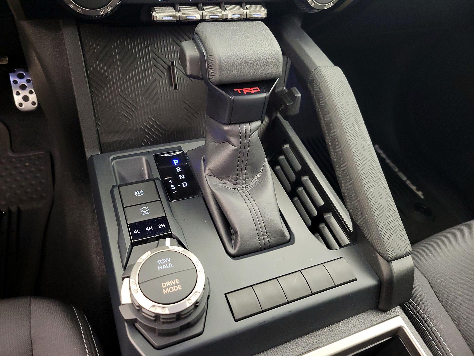 Thumbnail: 2025 Toyota Tacoma - 17