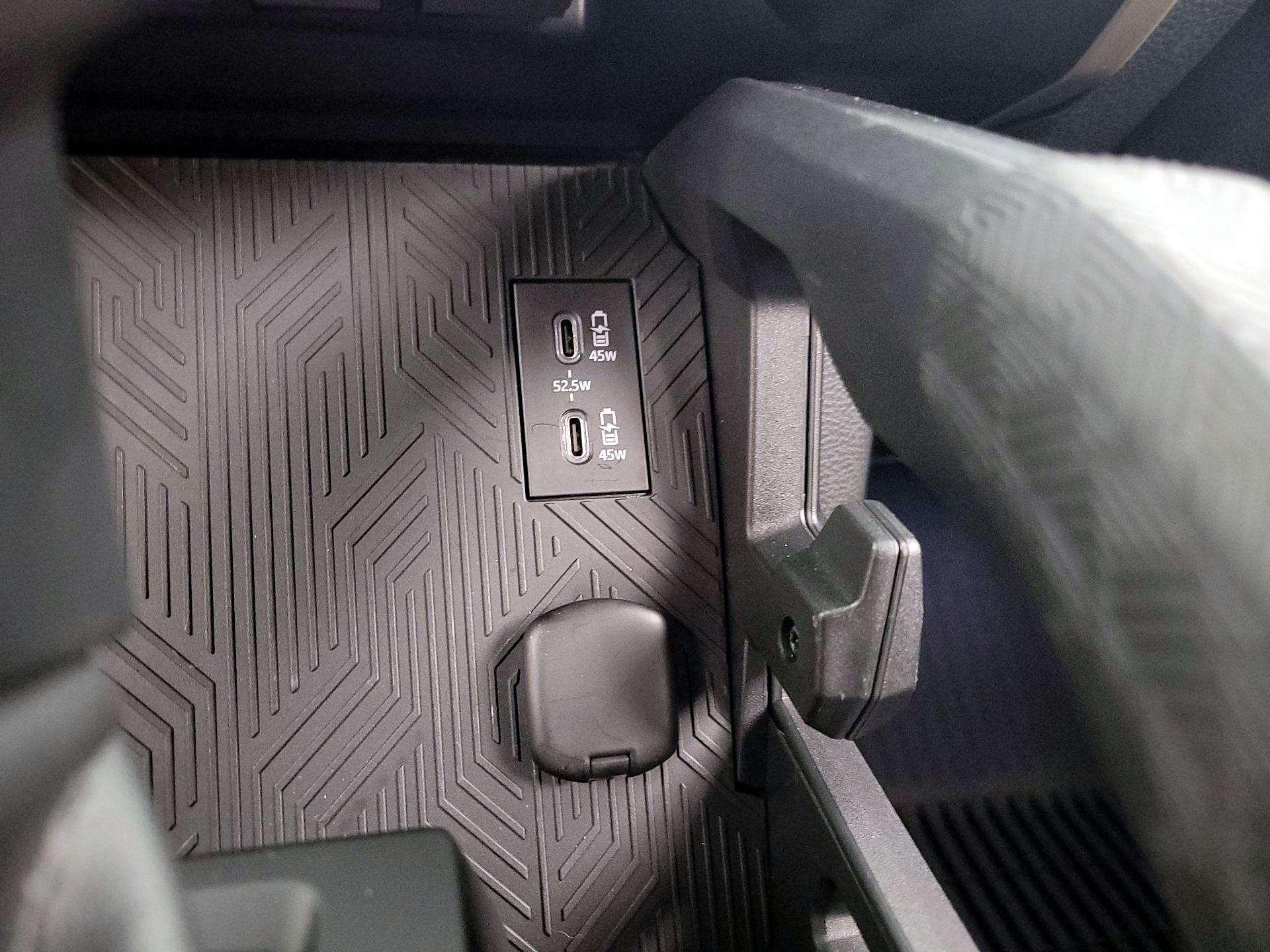 Thumbnail: 2025 Toyota Tacoma - 18