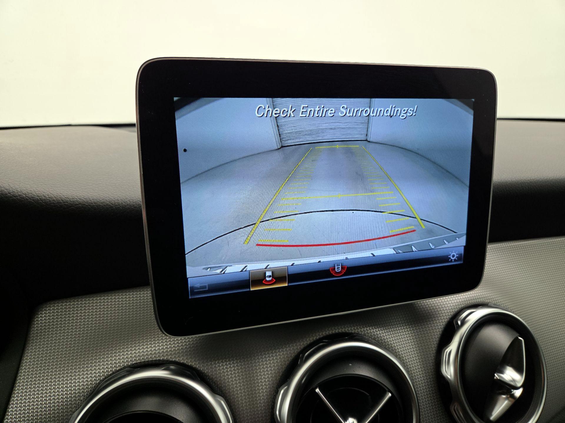 Thumbnail: 2020 Mercedes-Benz GLA - 14