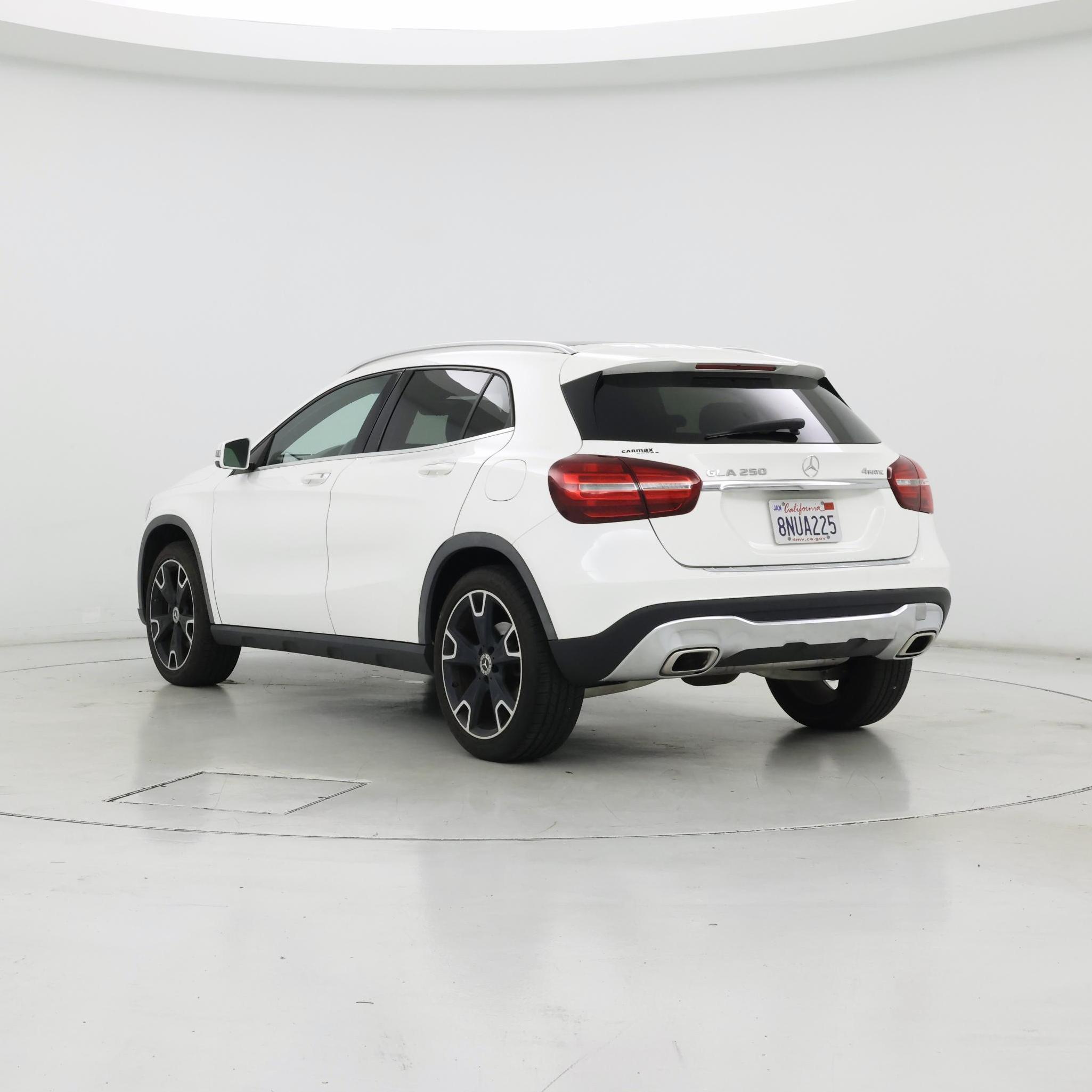 Thumbnail: 2020 Mercedes-Benz GLA - 2