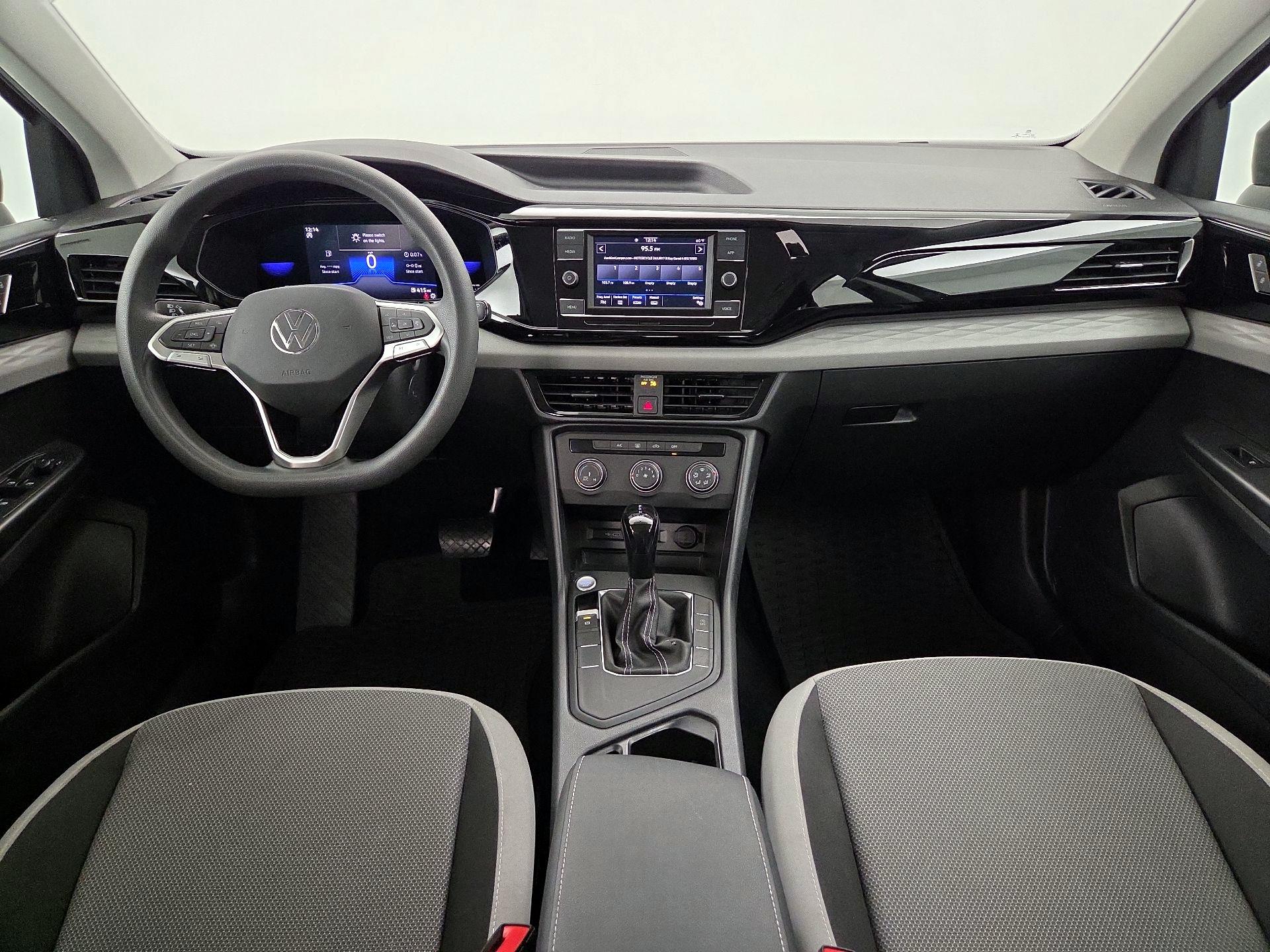 Thumbnail: 2022 Volkswagen Taos - 9