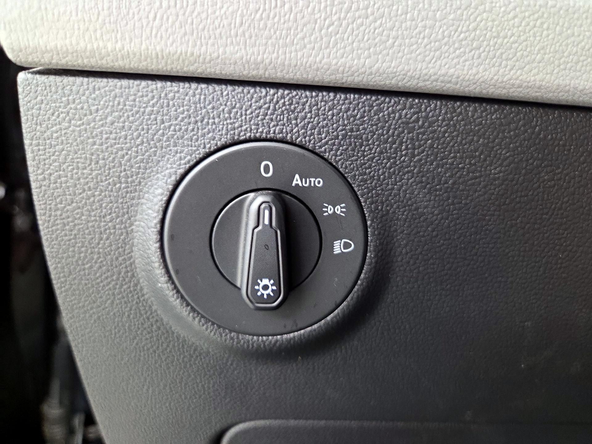 Thumbnail: 2022 Volkswagen Taos - 13