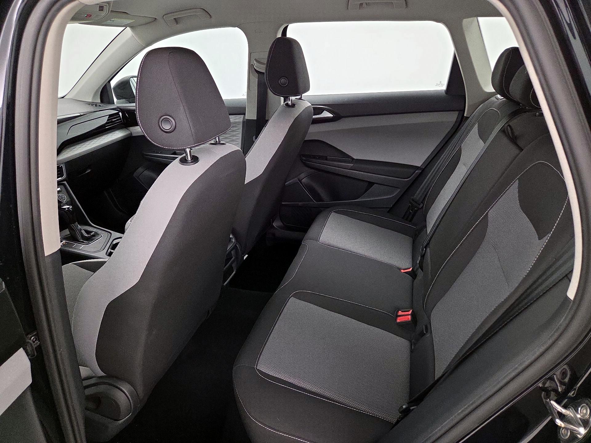 Thumbnail: 2022 Volkswagen Taos - 19