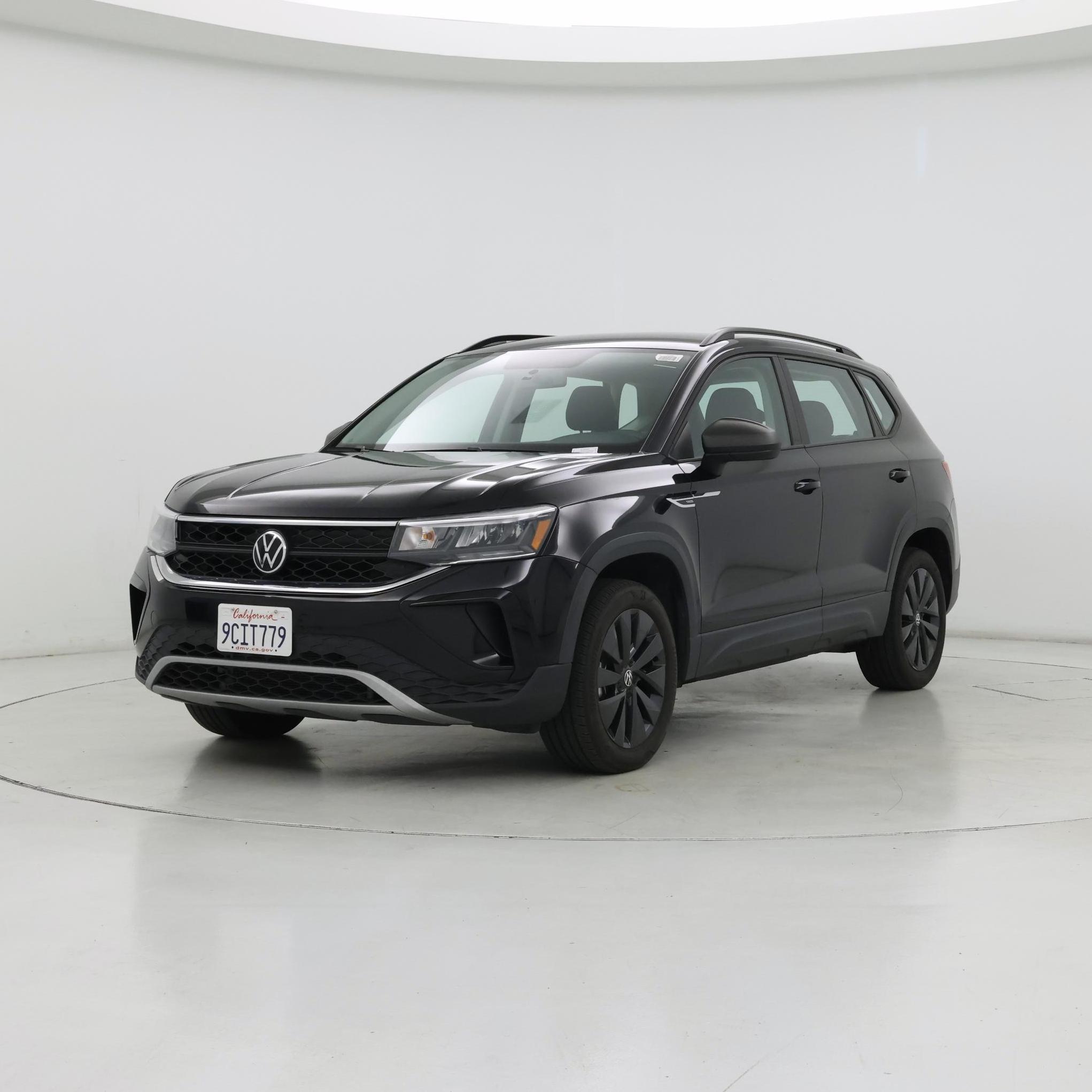 Thumbnail: 2022 Volkswagen Taos - 4