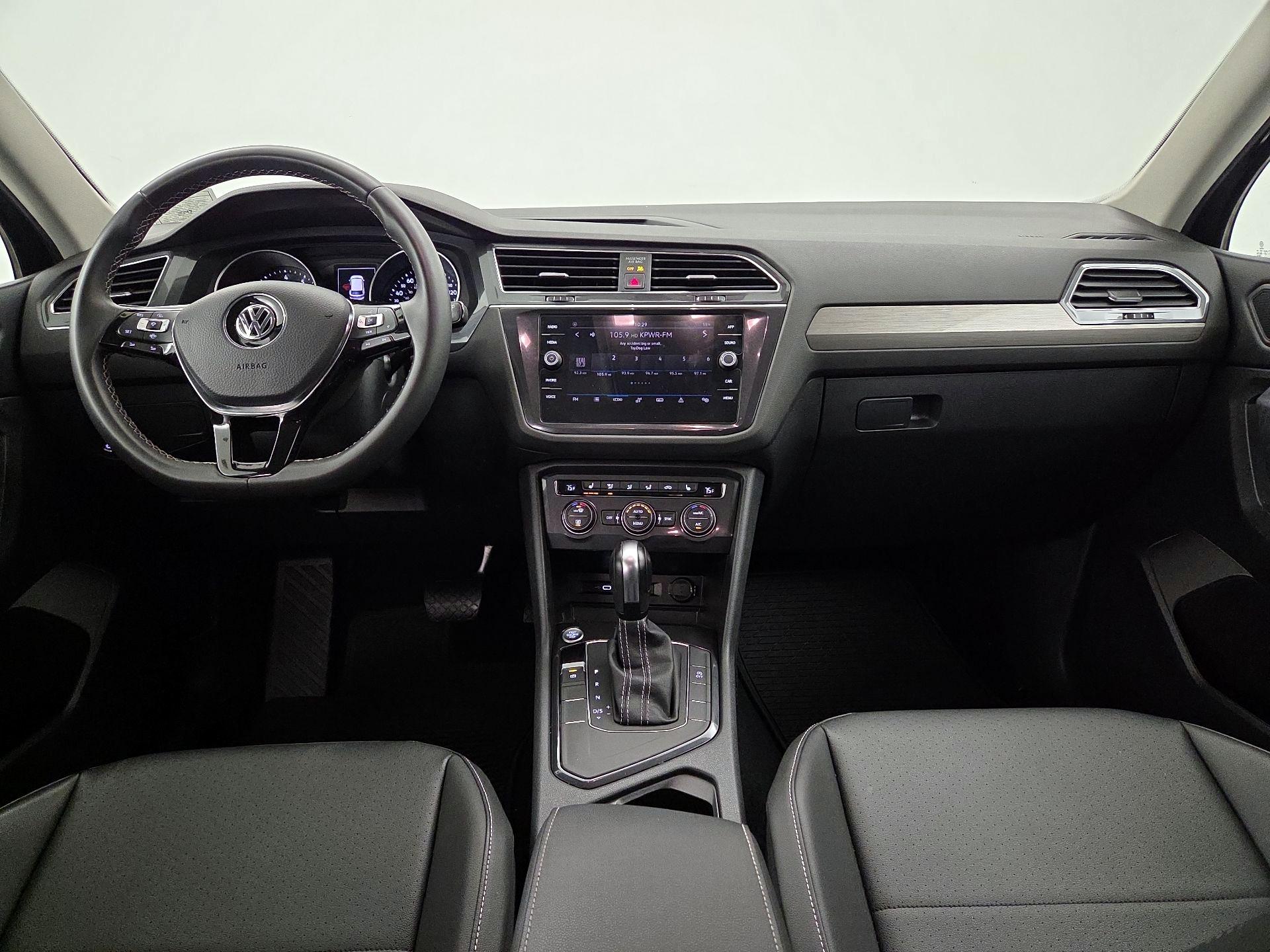 Thumbnail: 2021 Volkswagen Tiguan - 9