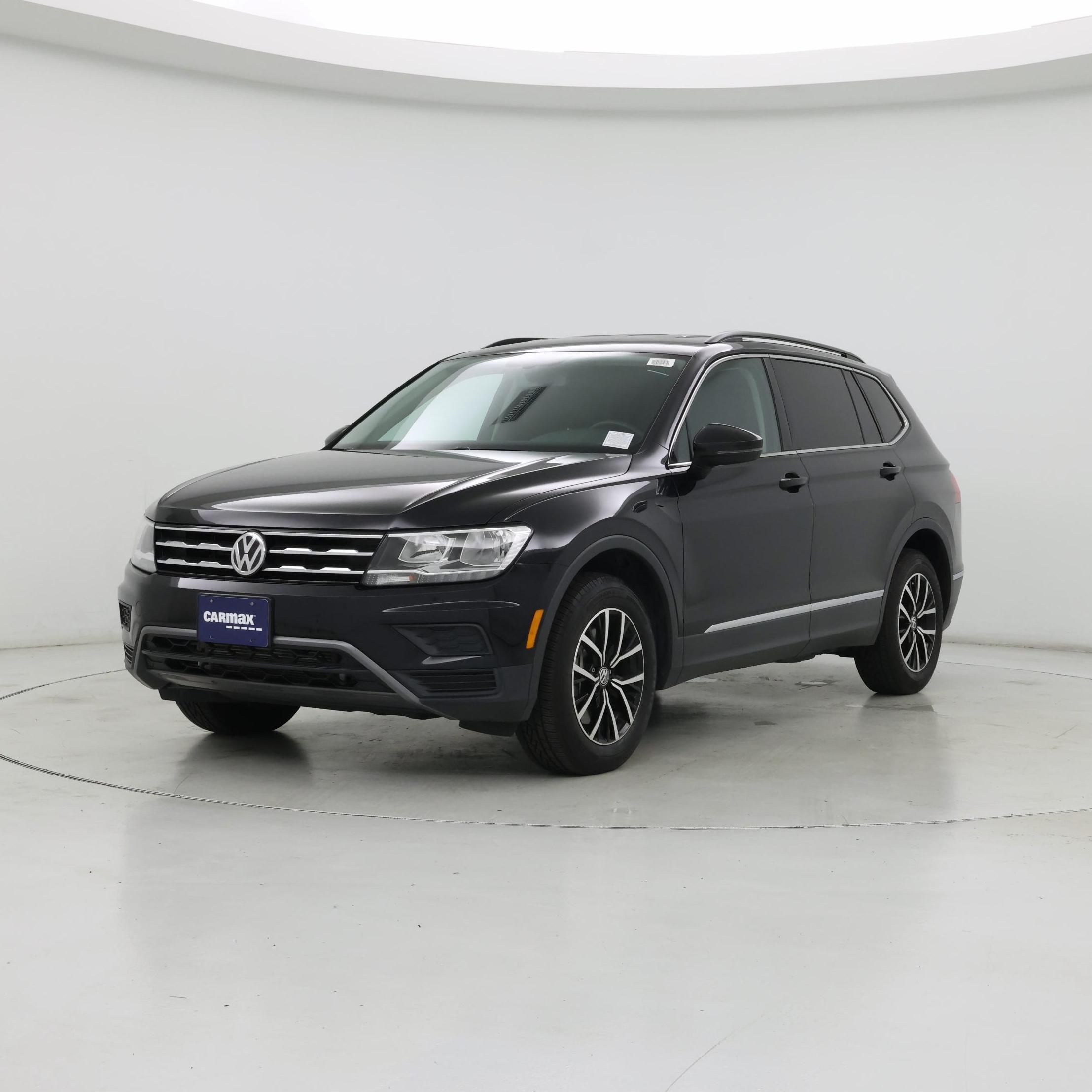 Thumbnail: 2021 Volkswagen Tiguan - 4