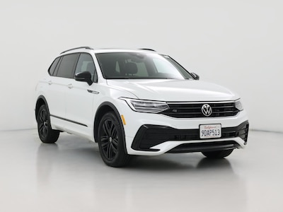 White 2022 Volkswagen Tiguan SE R-Line Black