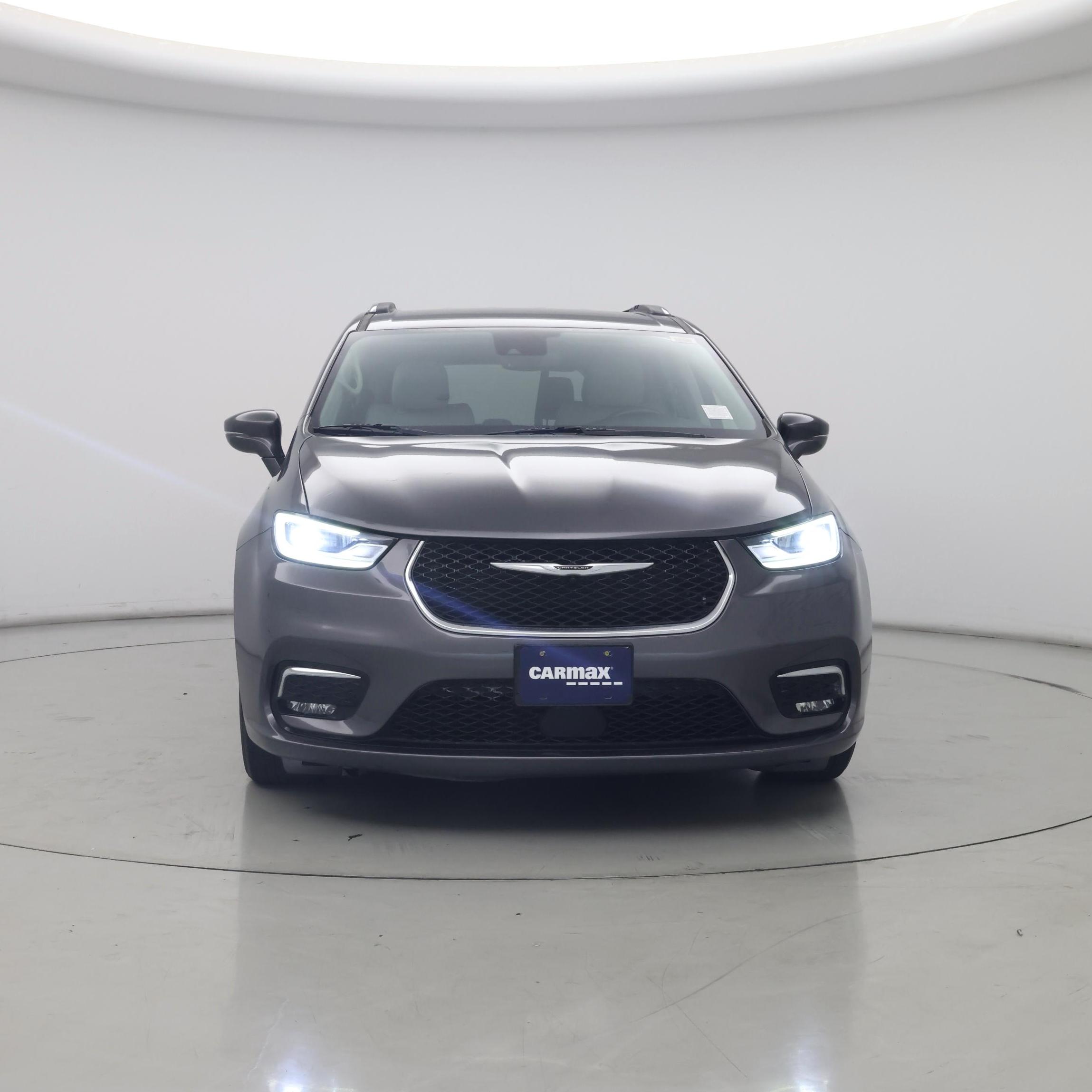 Thumbnail: 2021 Chrysler Pacifica - 5