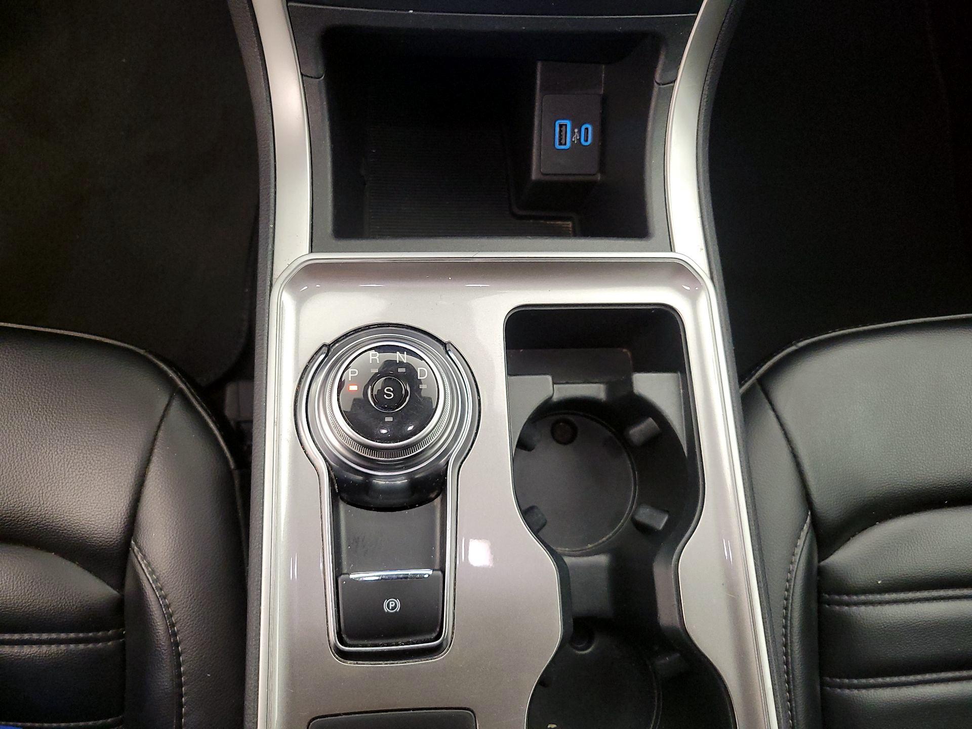 Thumbnail: 2024 Ford Edge - 17