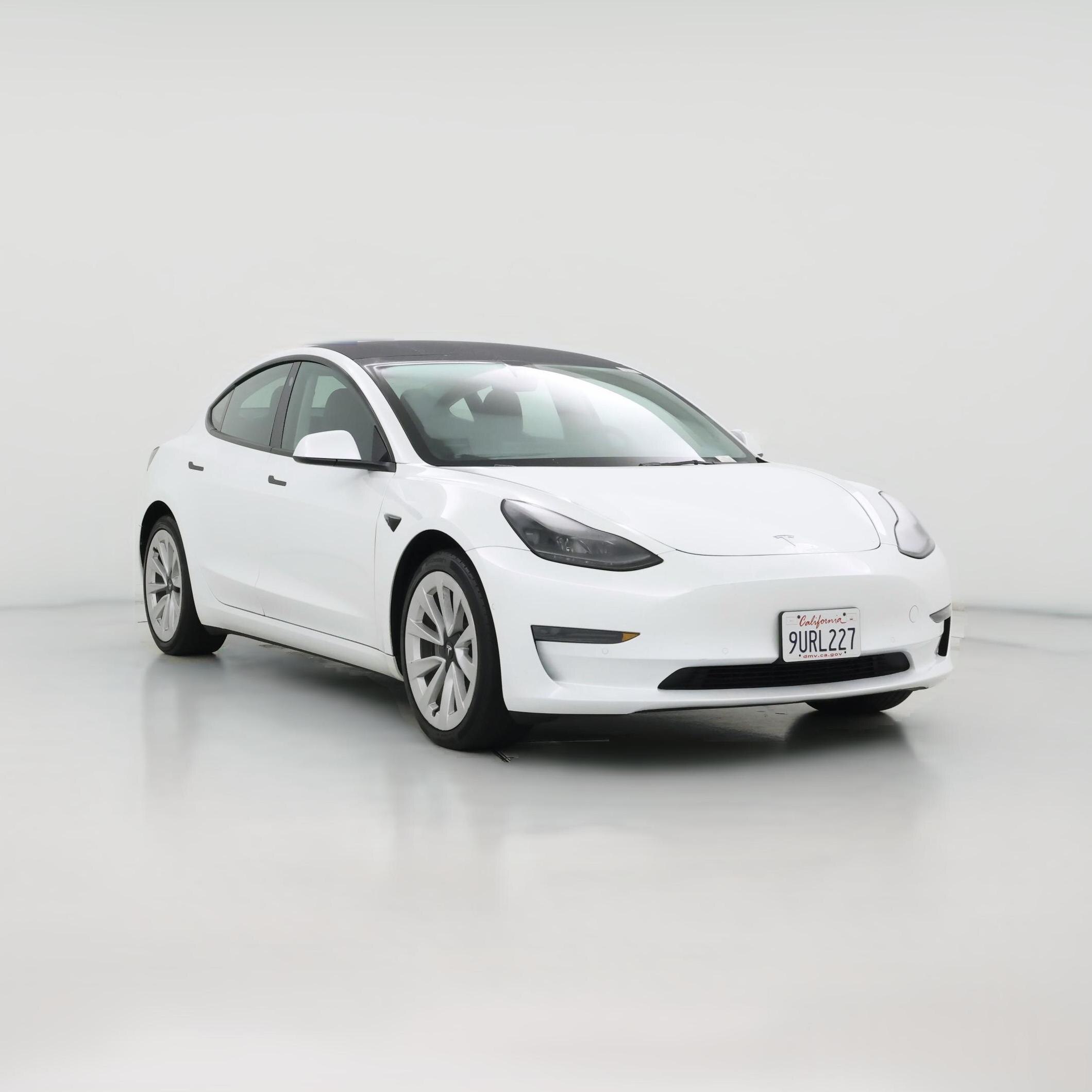 Thumbnail: 2022 Tesla Model 3 - 1