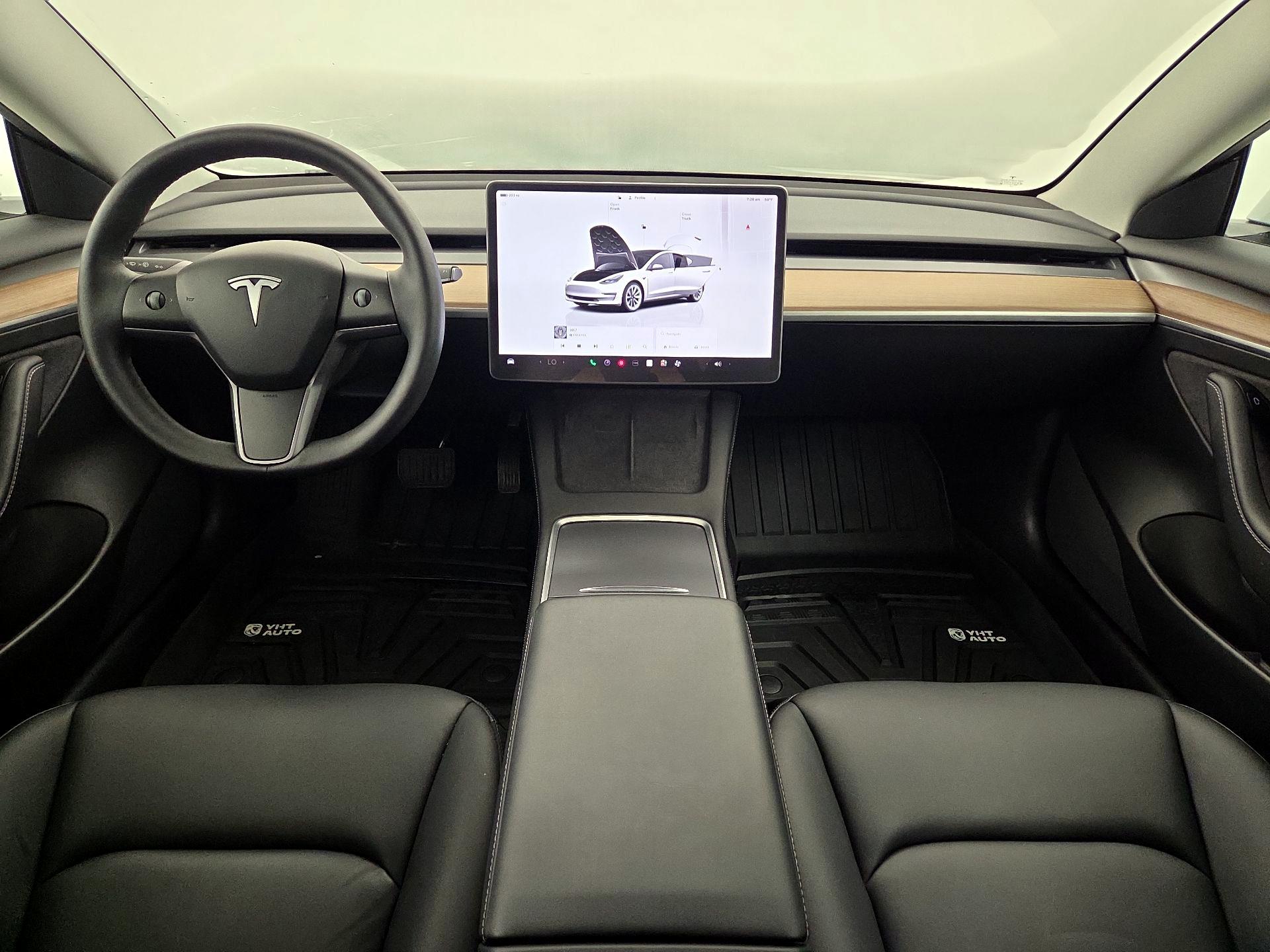 Thumbnail: 2022 Tesla Model 3 - 9