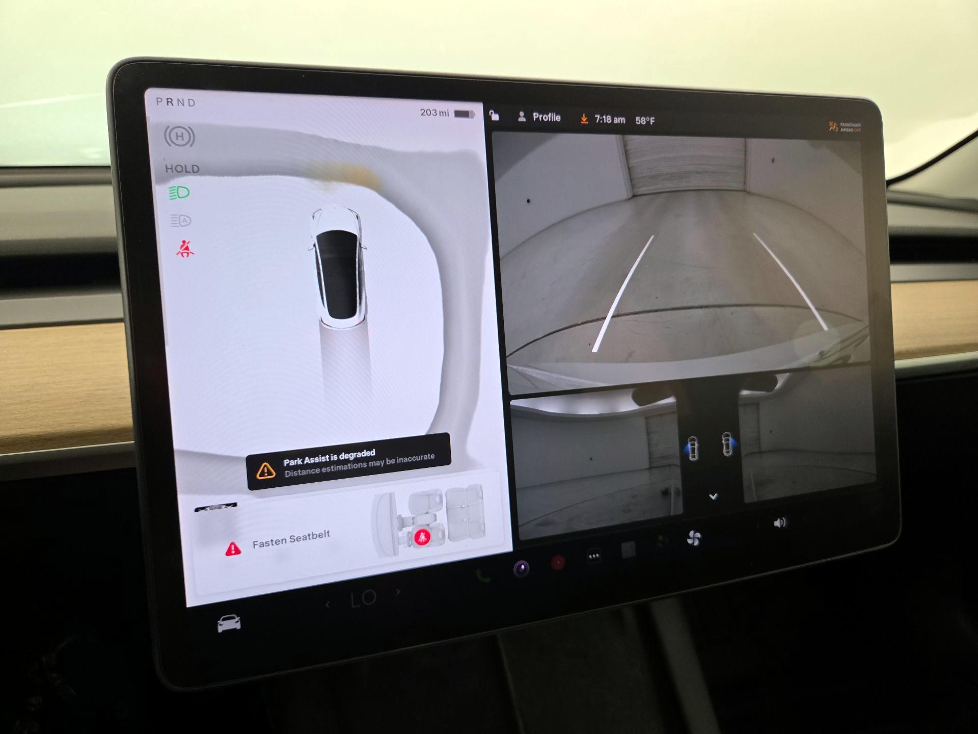 Thumbnail: 2022 Tesla Model 3 - 14