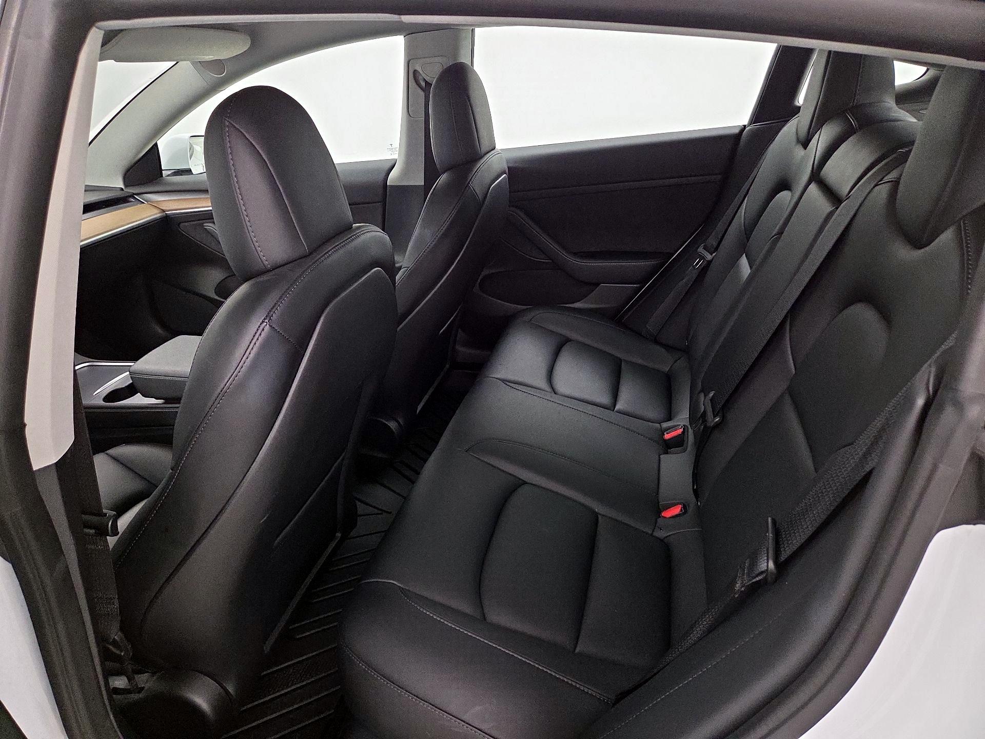 Thumbnail: 2022 Tesla Model 3 - 18