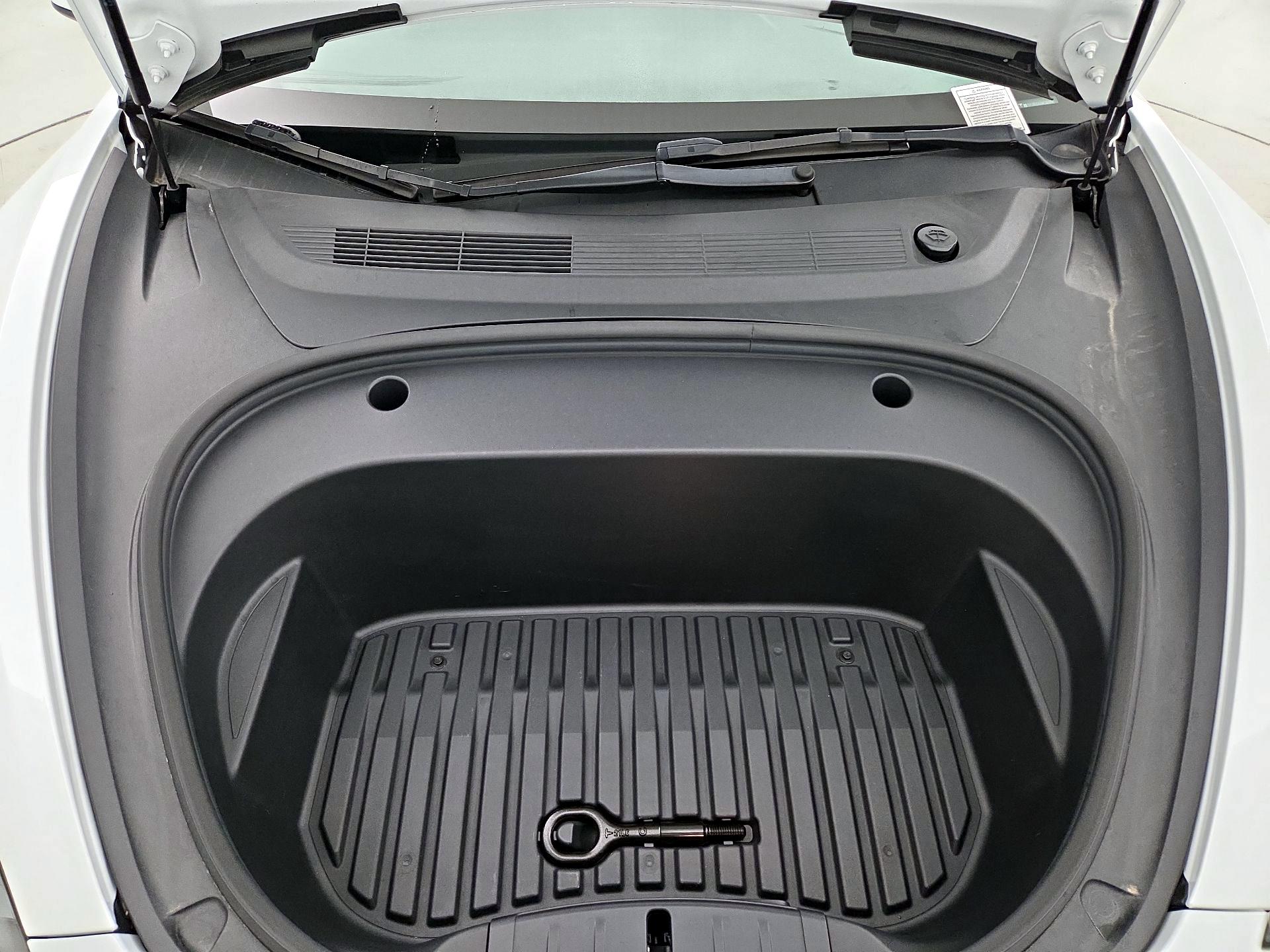 Thumbnail: 2022 Tesla Model 3 - 20