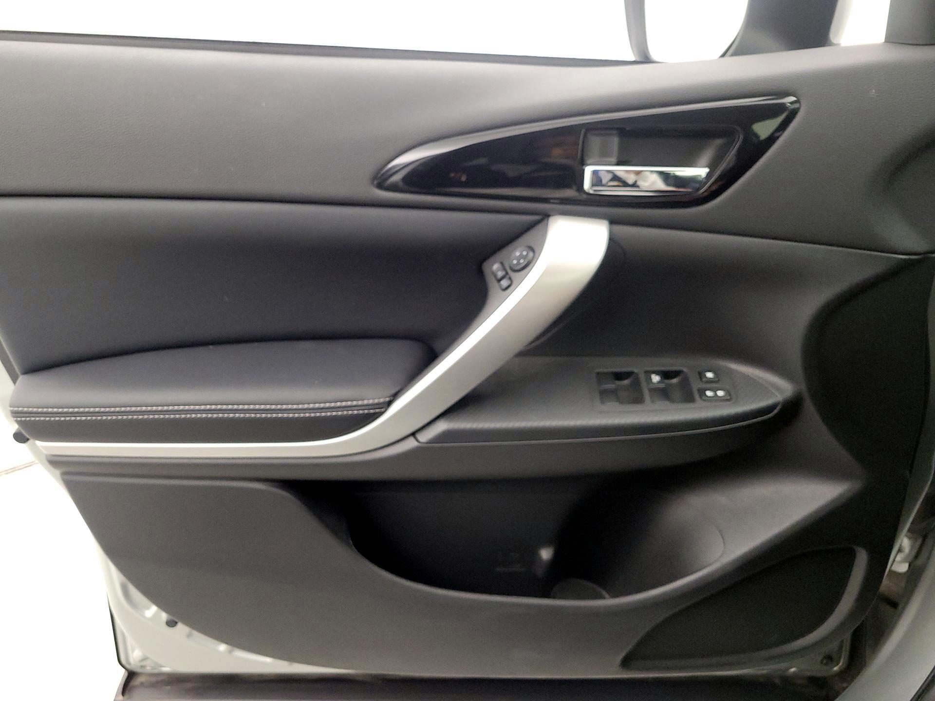 Thumbnail: 2025 Mitsubishi Eclipse Cross - 12