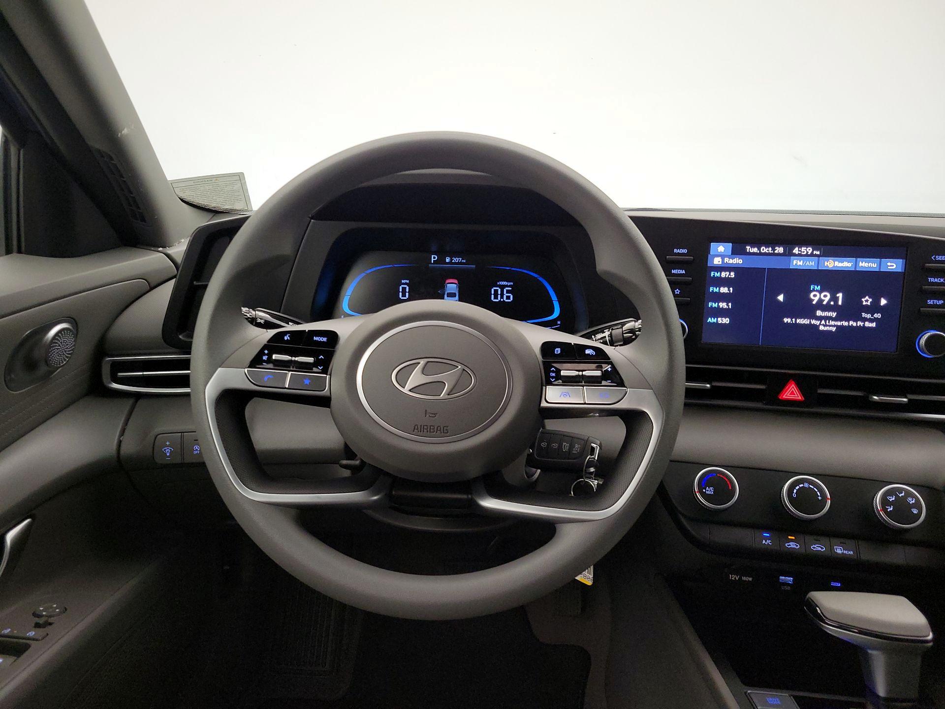 Thumbnail: 2025 Hyundai Elantra - 10