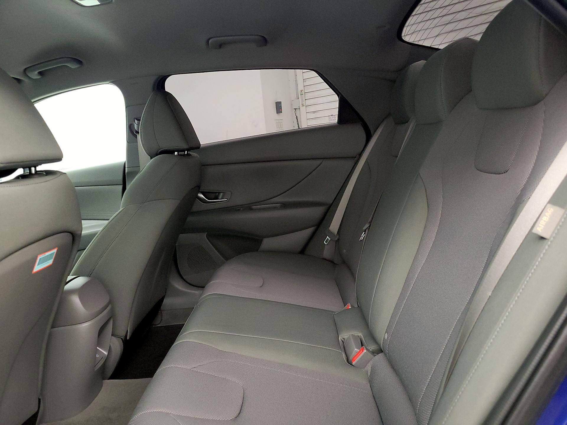 Thumbnail: 2025 Hyundai Elantra - 19