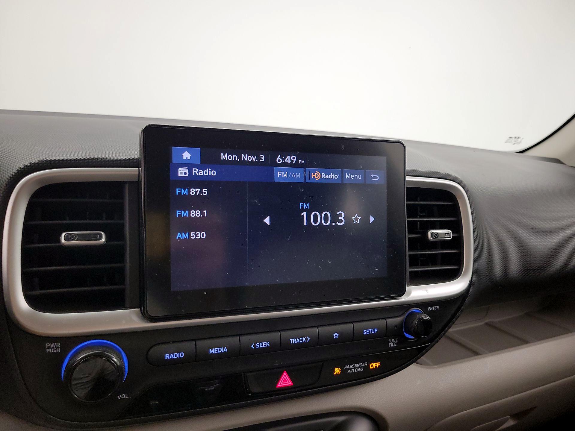 Thumbnail: 2024 Hyundai Venue - 15