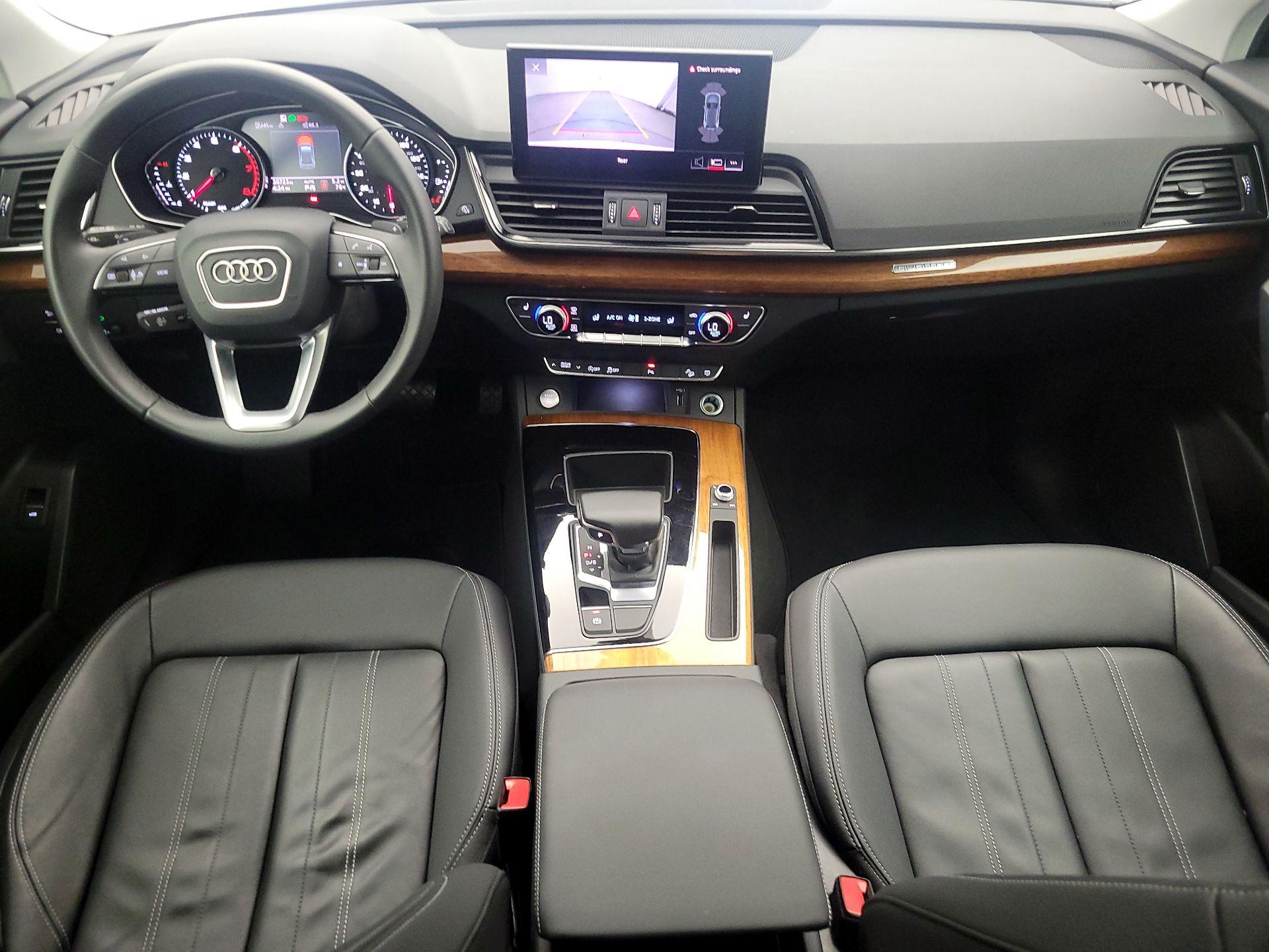 Thumbnail: 2023 Audi Q5 - 9