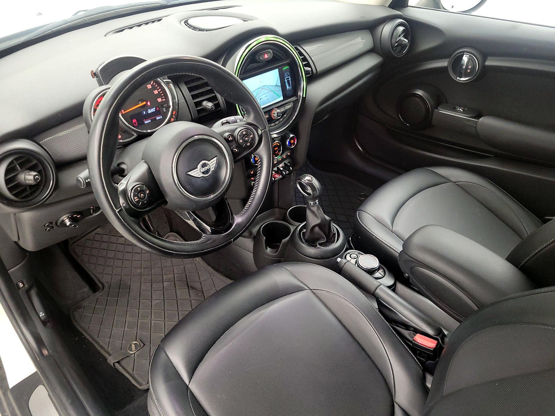 Thumbnail: 2018 MINI Cooper - 9