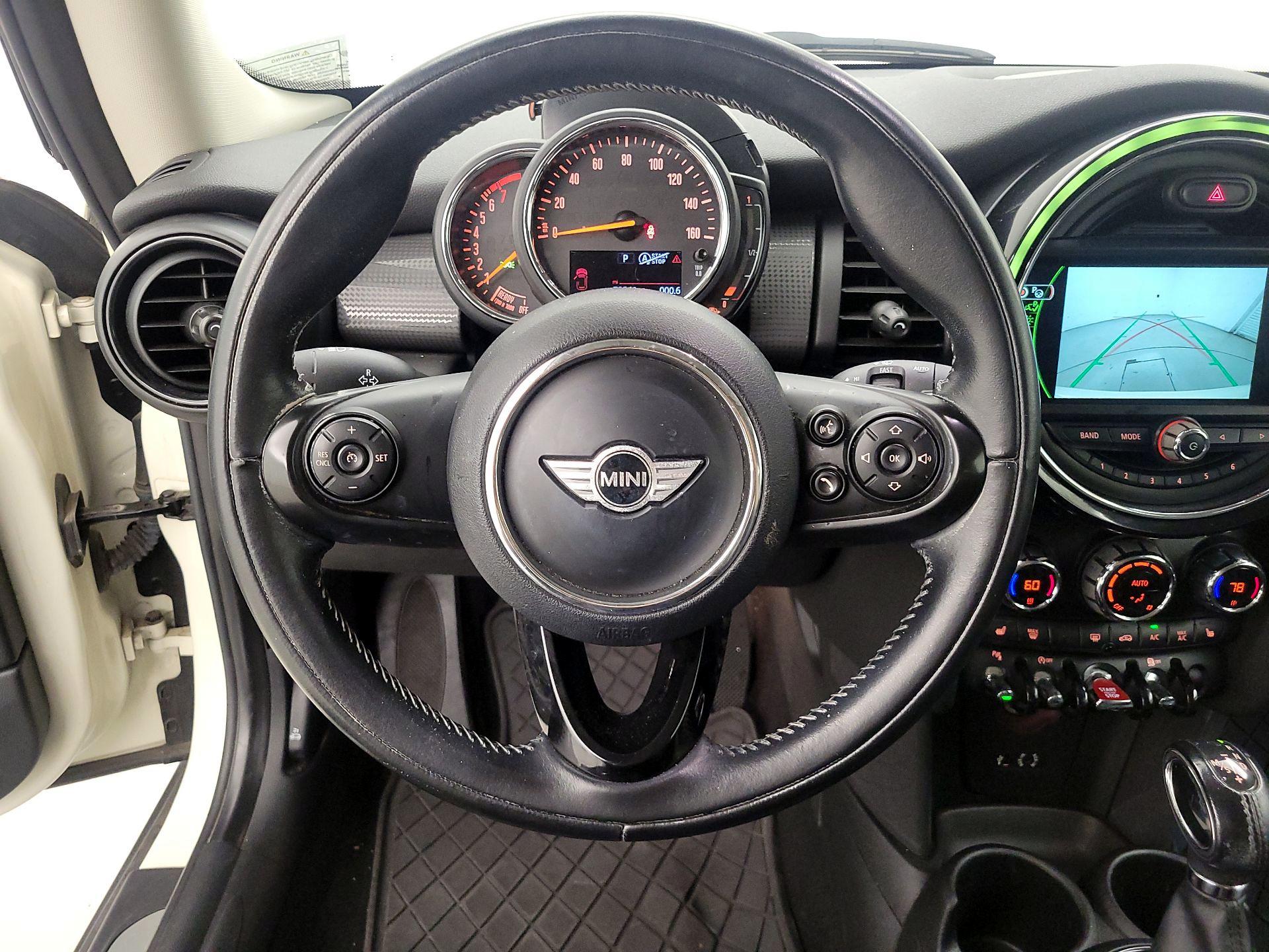 Thumbnail: 2018 MINI Cooper - 10