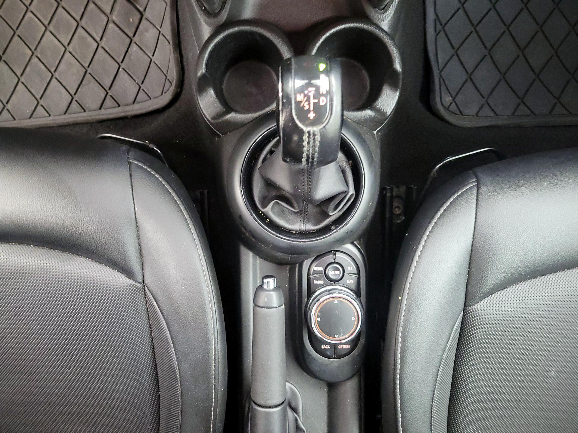 Thumbnail: 2018 MINI Cooper - 17