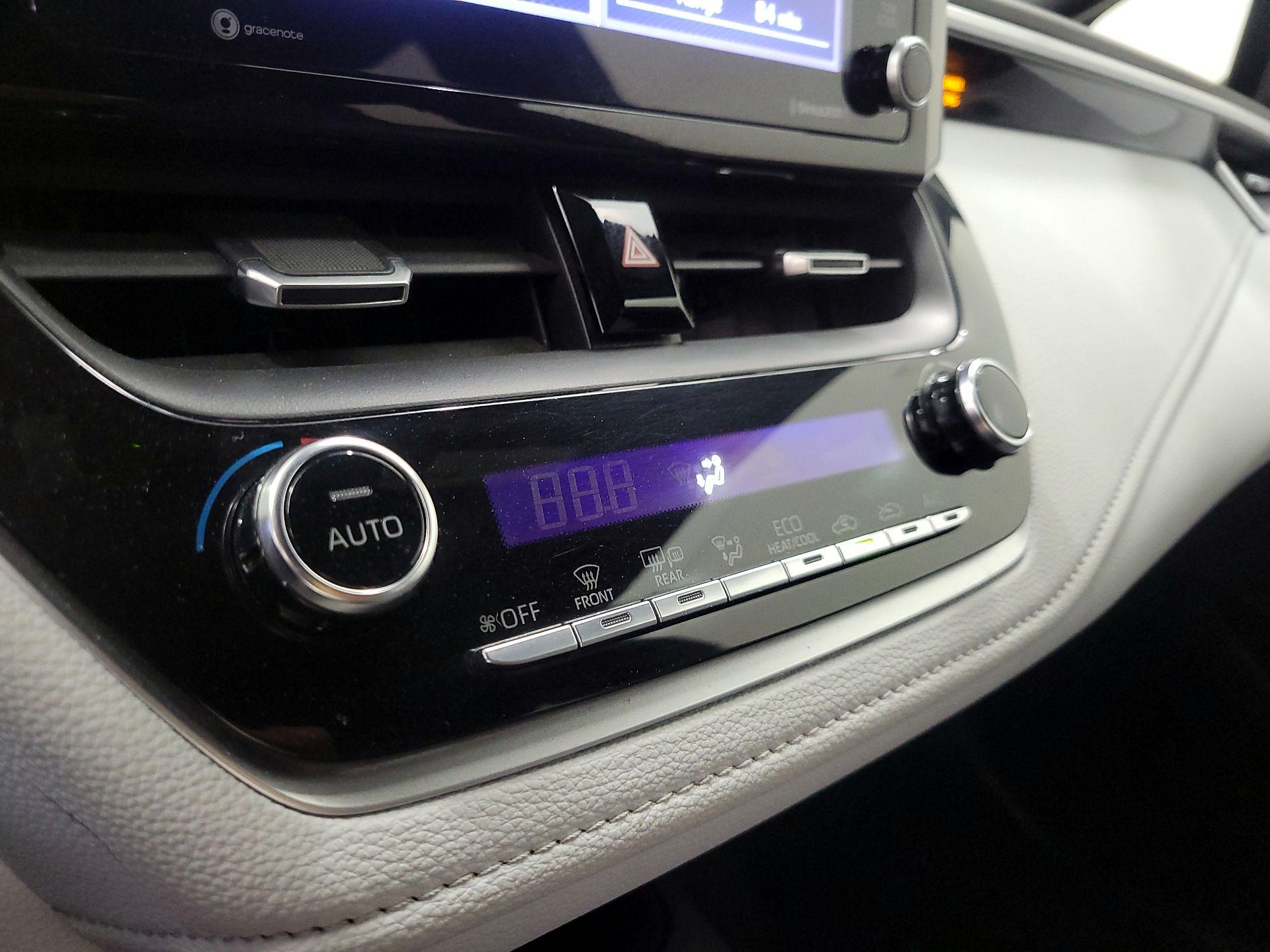 Thumbnail: 2022 Toyota Corolla - 16