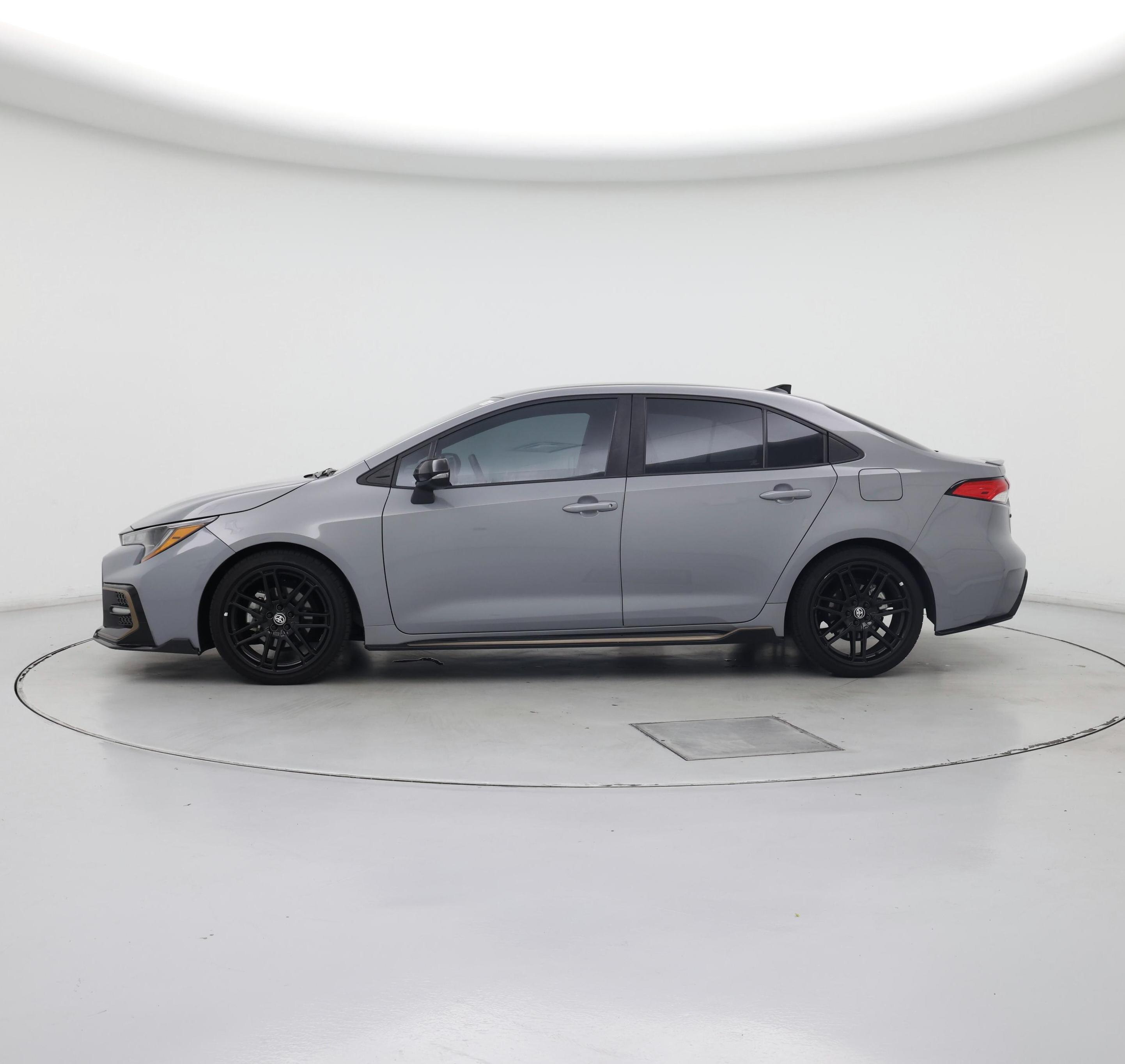 Thumbnail: 2022 Toyota Corolla - 3