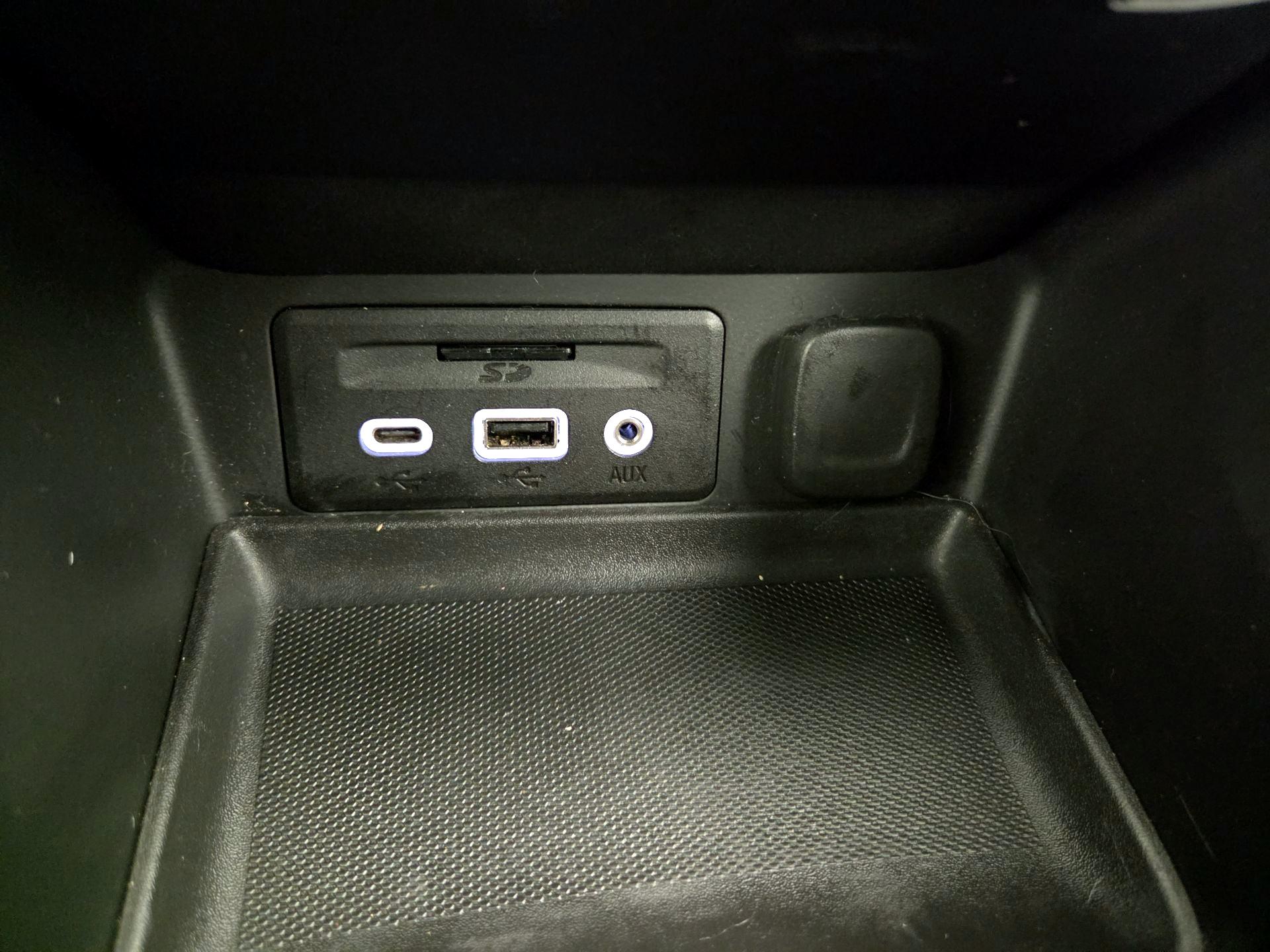 Thumbnail: 2022 GMC Terrain - 19