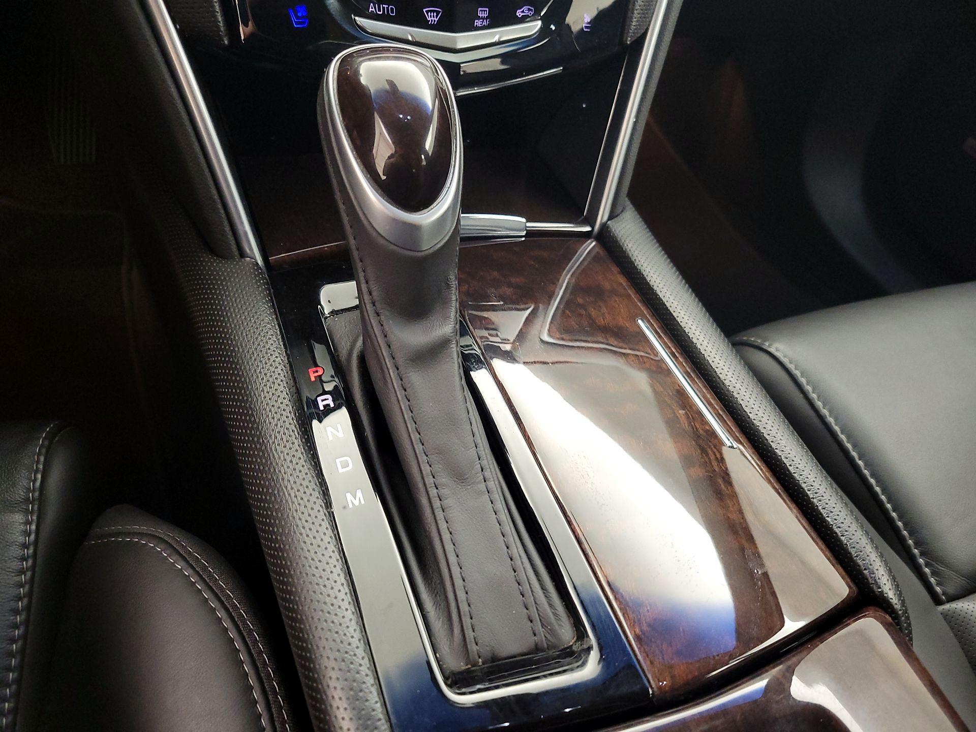 Thumbnail: 2017 Cadillac XTS - 17