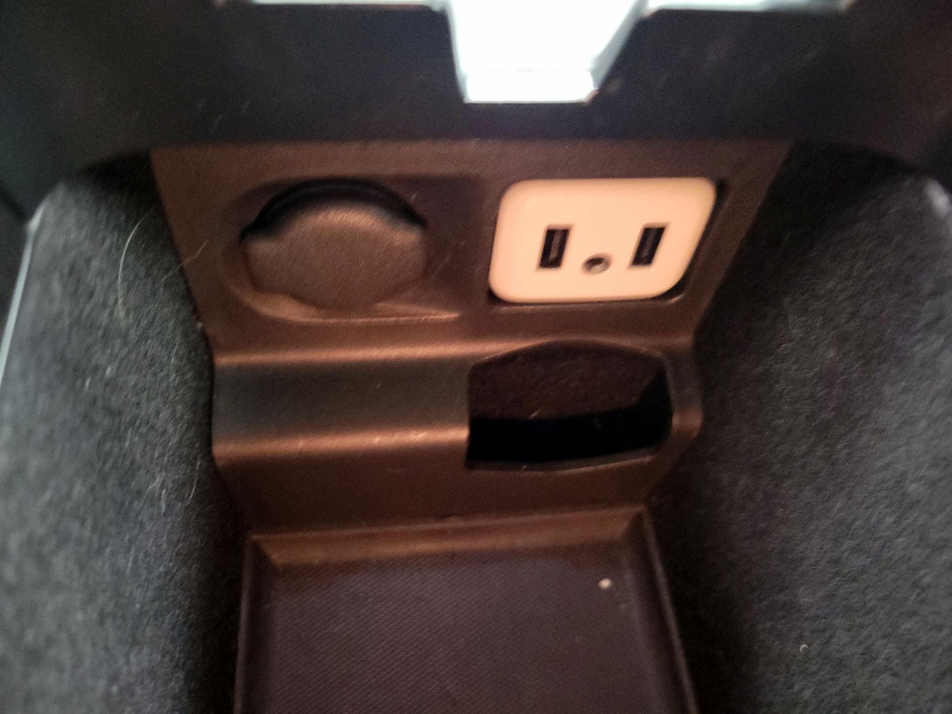 Thumbnail: 2017 Cadillac XTS - 18