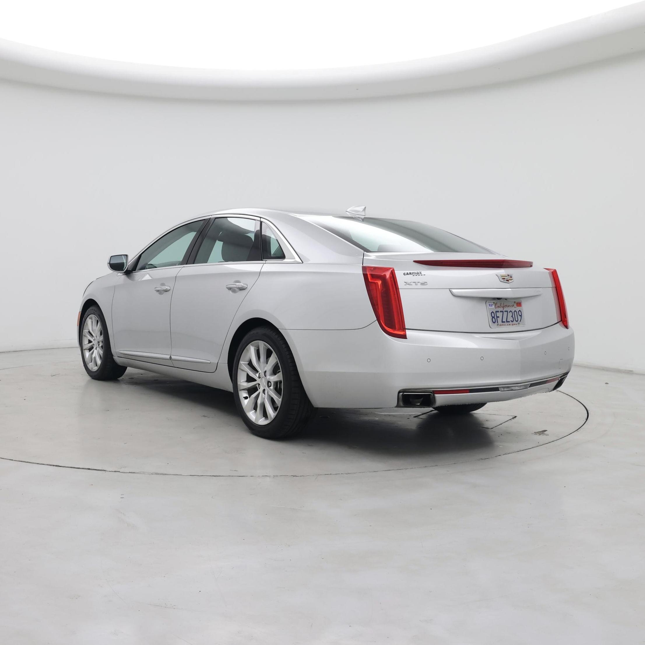 Thumbnail: 2017 Cadillac XTS - 2