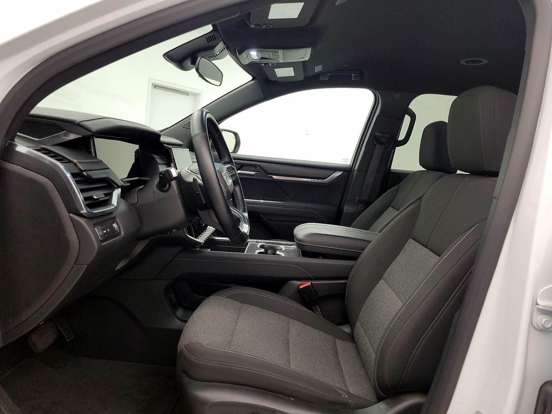 Thumbnail: 2025 GMC Acadia - 11