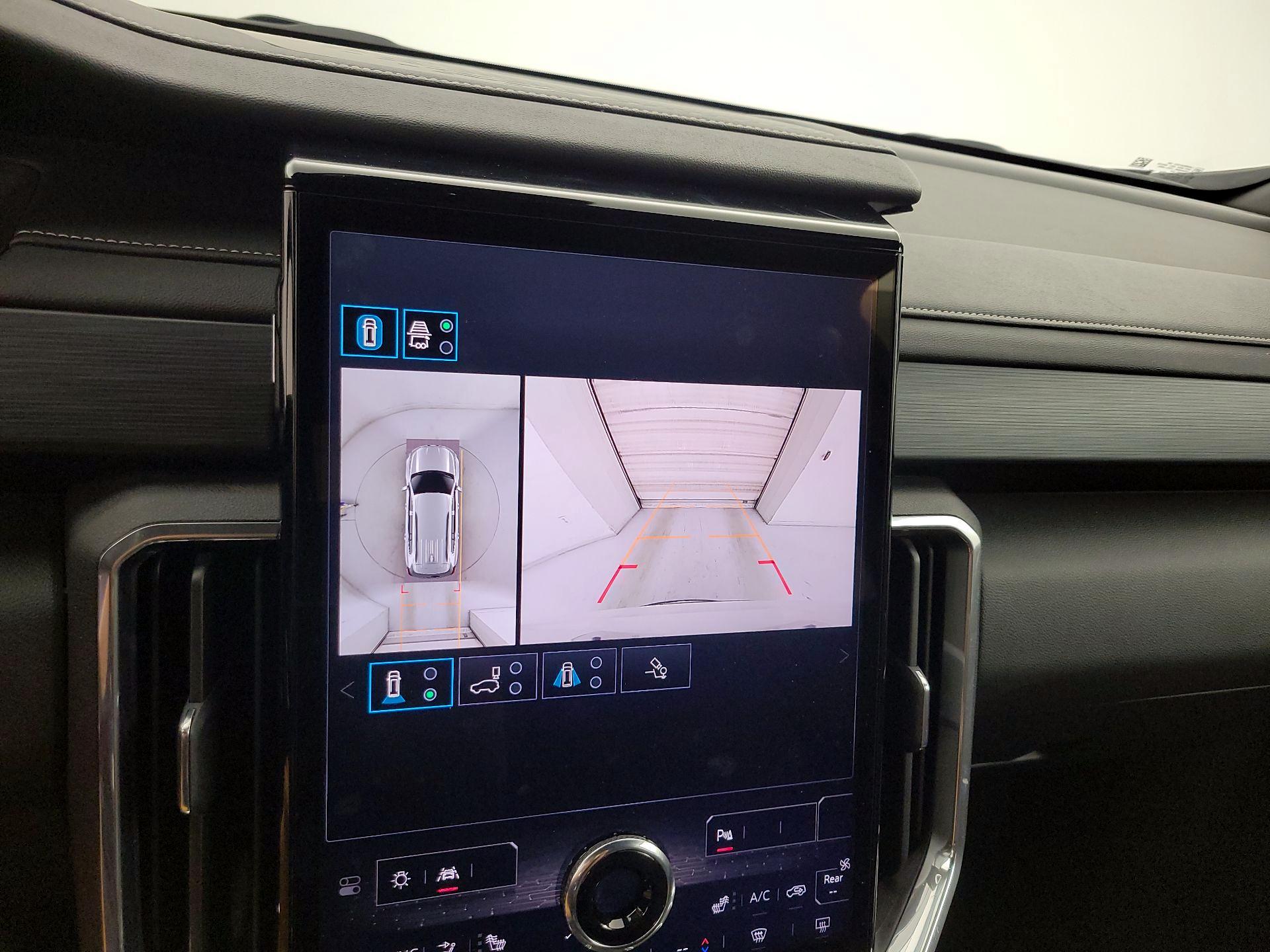 Thumbnail: 2025 GMC Acadia - 15