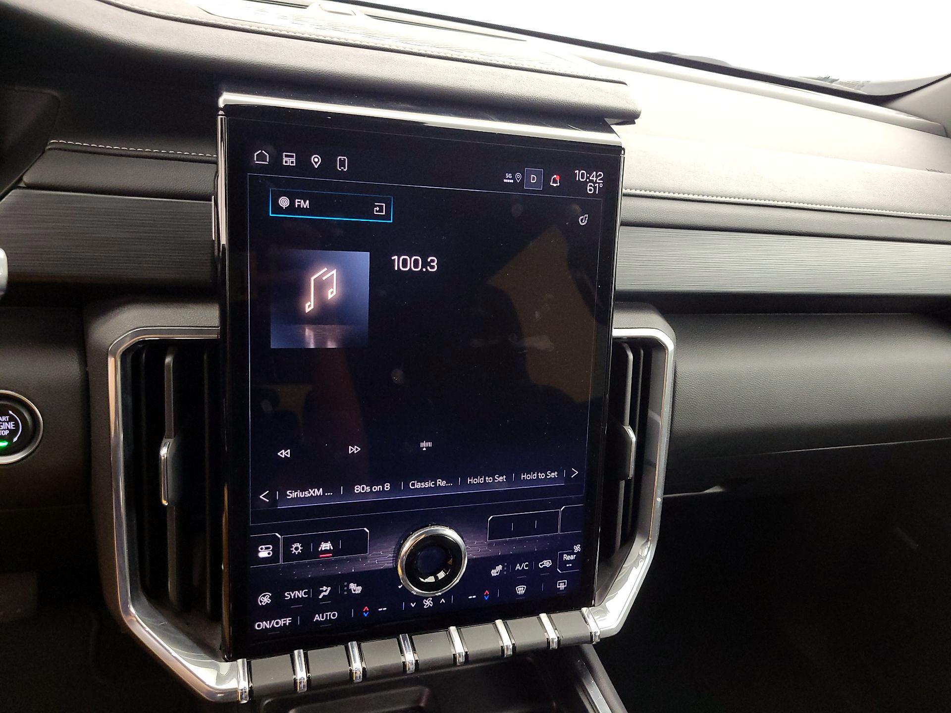 Thumbnail: 2025 GMC Acadia - 16