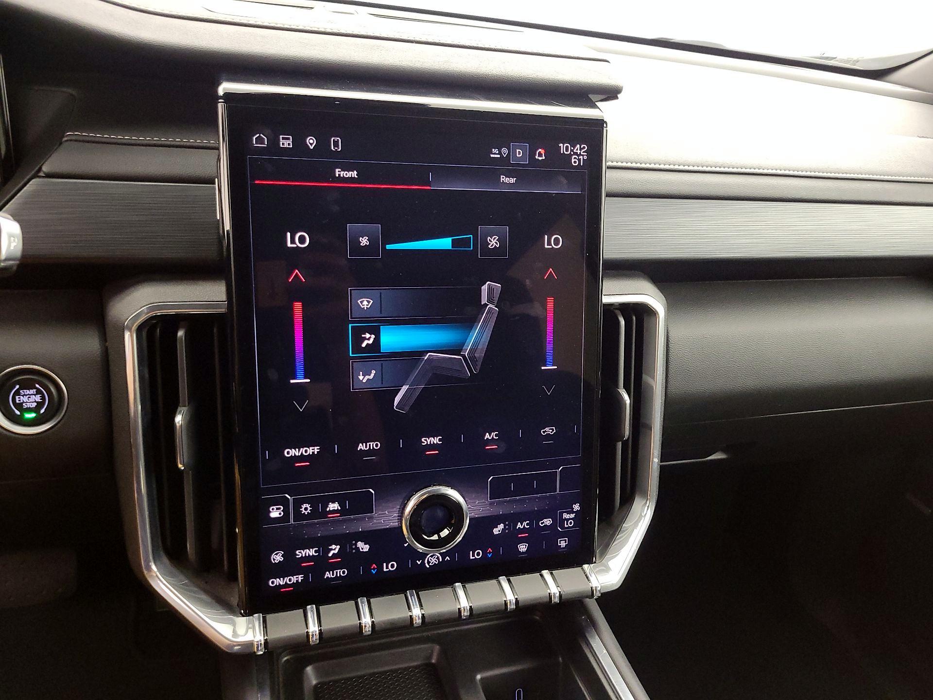 Thumbnail: 2025 GMC Acadia - 17