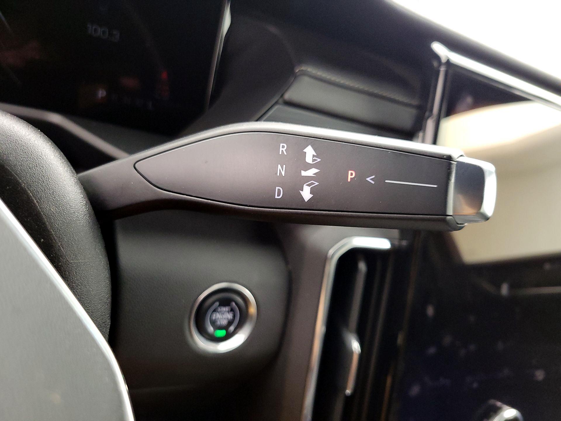 Thumbnail: 2025 GMC Acadia - 18